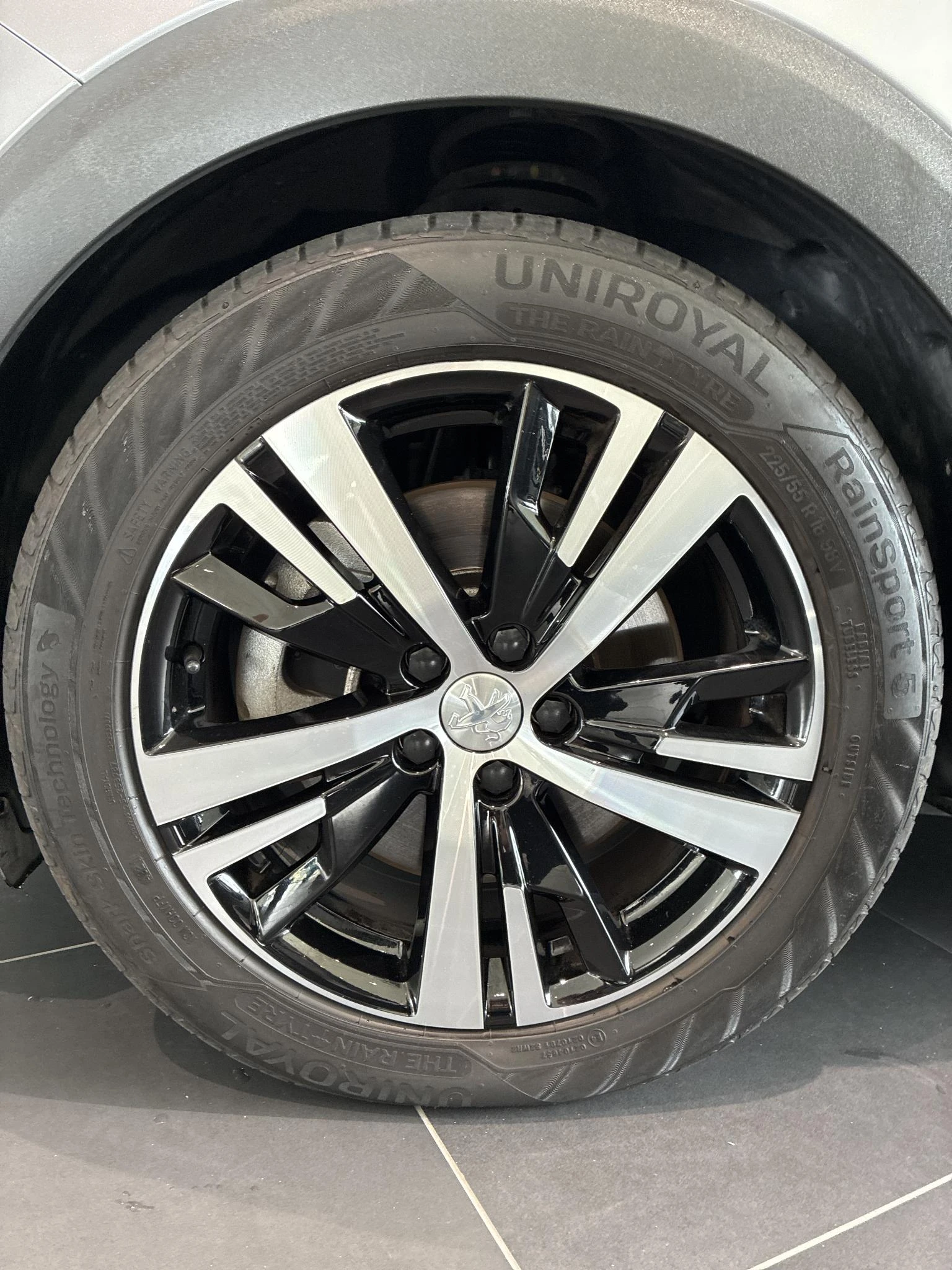 Peugeot 3008 1.6 HYbrid 225 GT