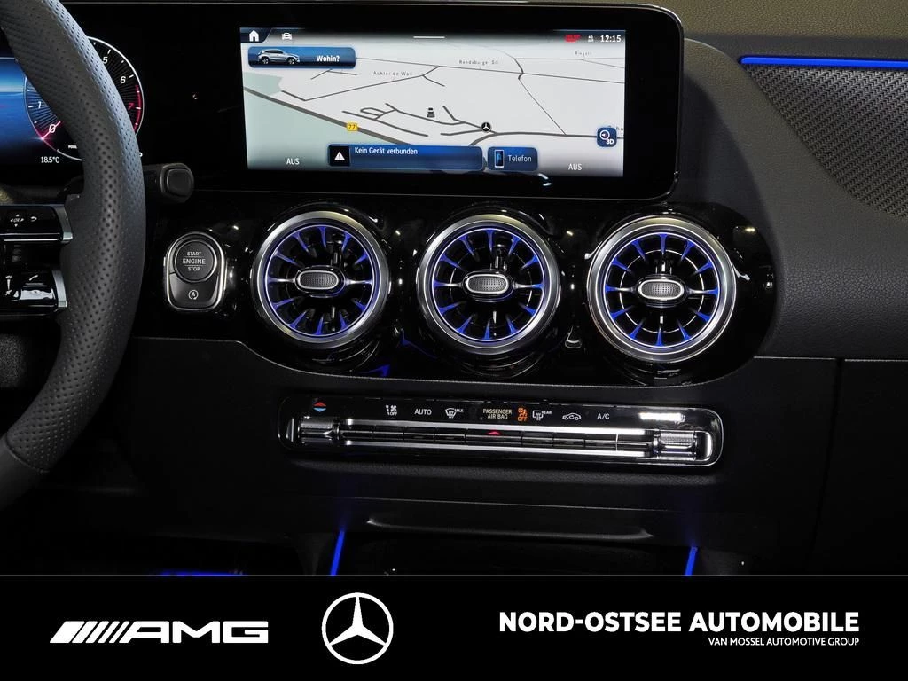 Mercedes-Benz GLA 180 AMG NIGHT PANO MULTIBEAM 19-ZOLL AMG Line