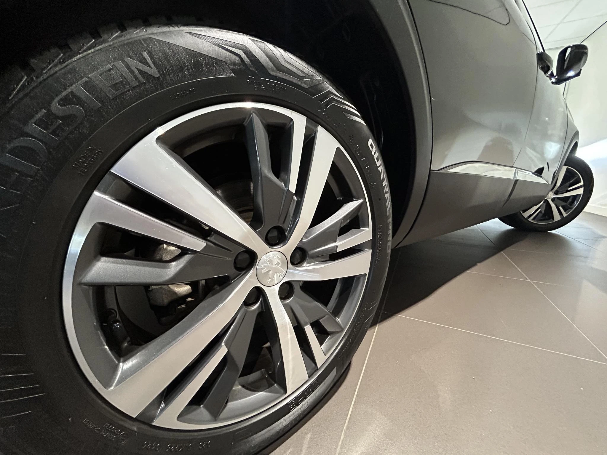 Peugeot-5008-image-29