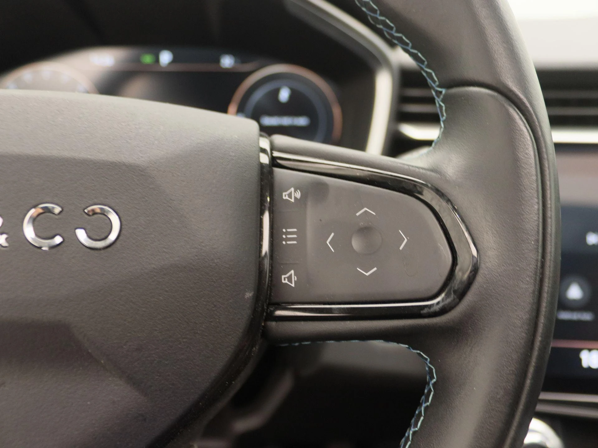 Lynk & Co-01-image-20