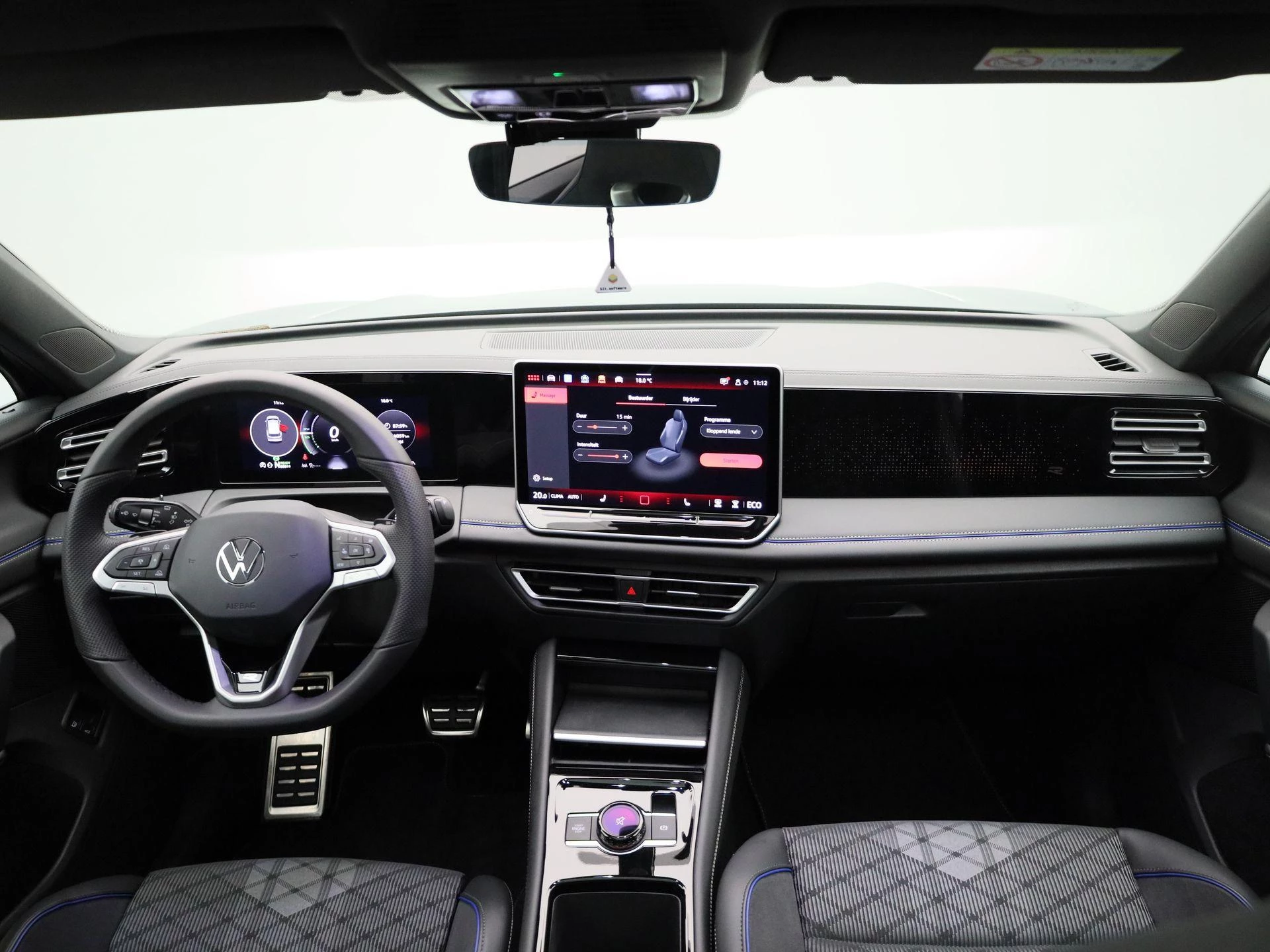 Volkswagen-Tiguan-image-40