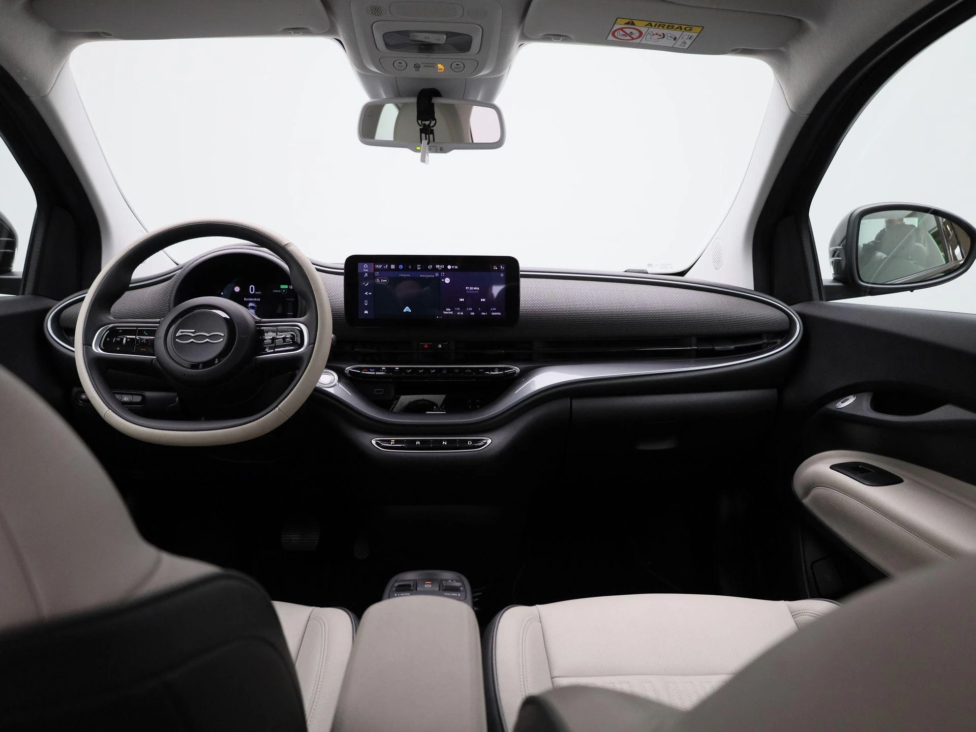 Fiat-500e-image-6