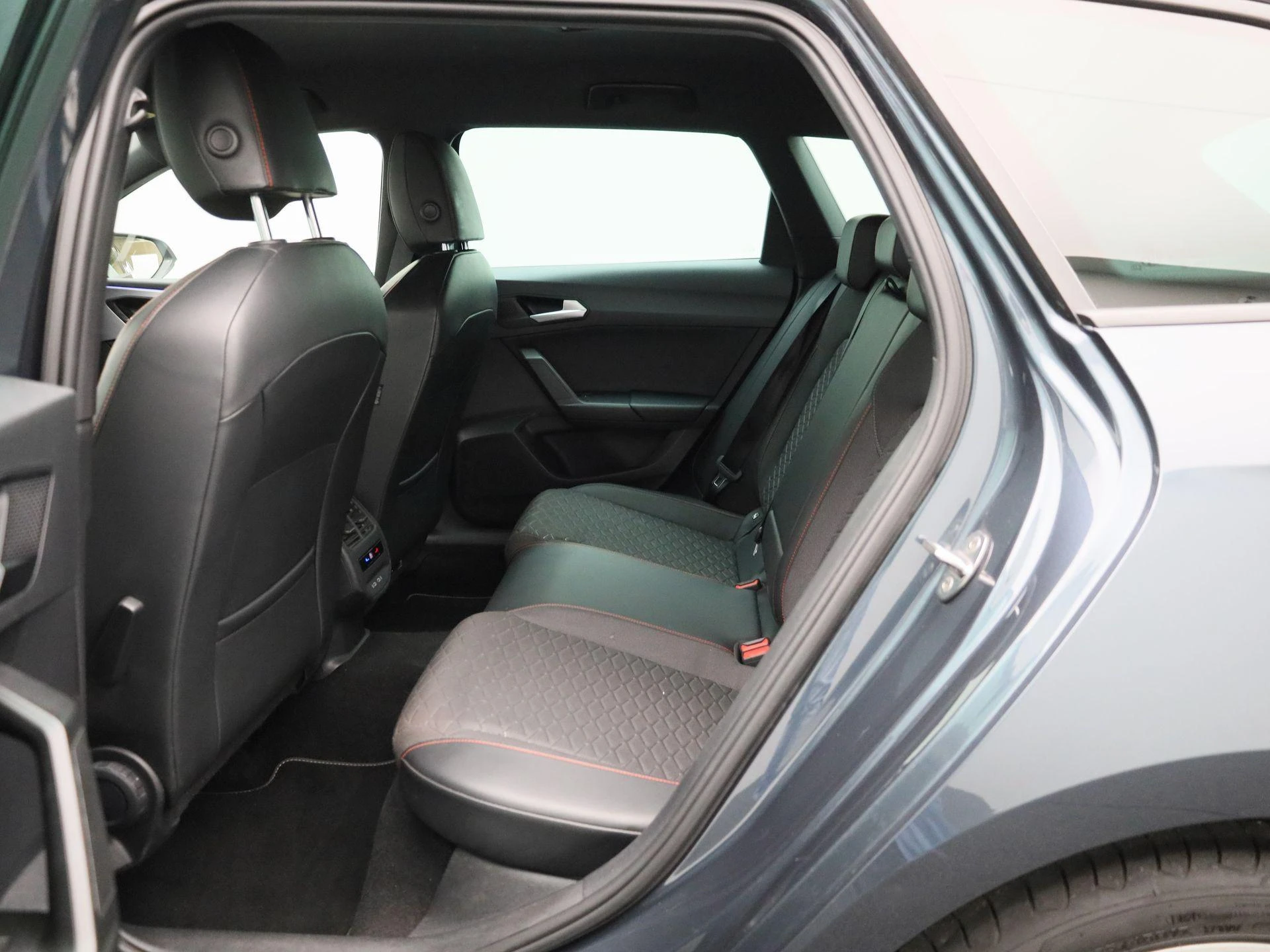 SEAT-Leon-image-9