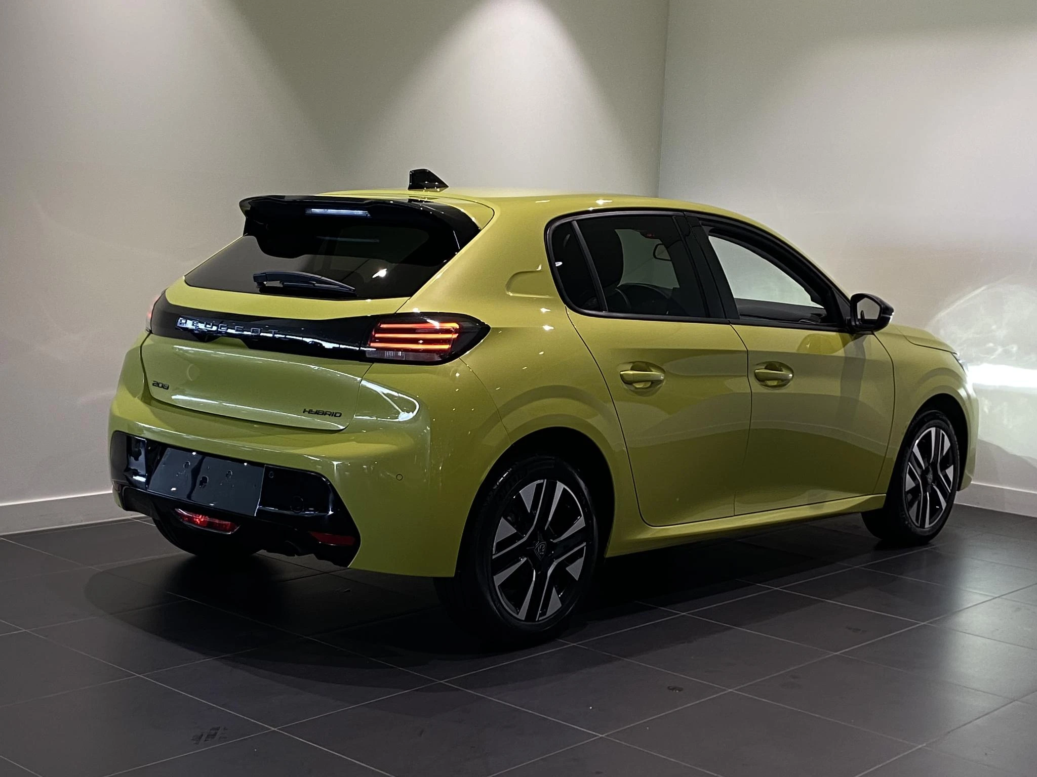Peugeot-208-image-4