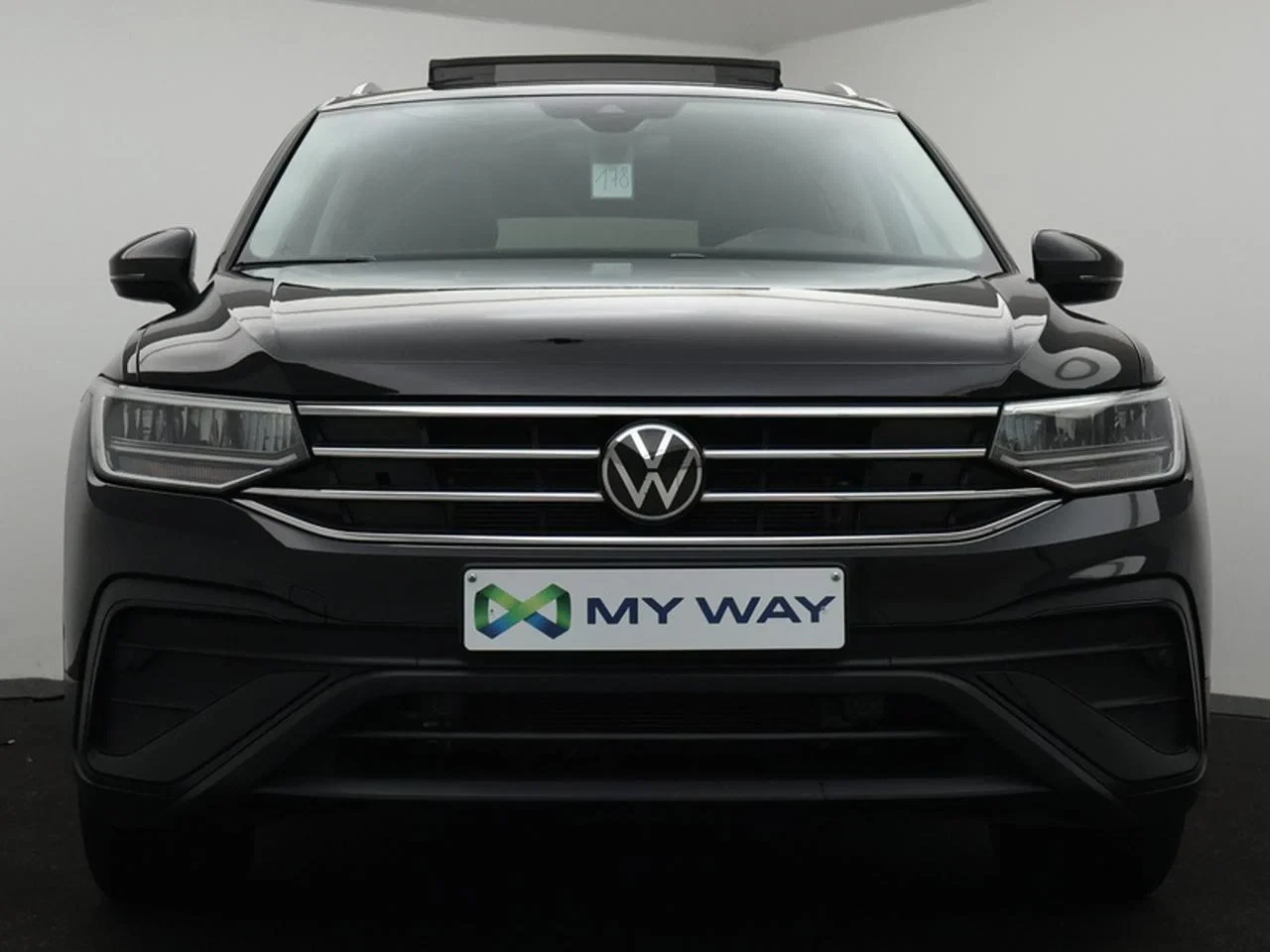 Volkswagen-Tiguan Allspace-image-8