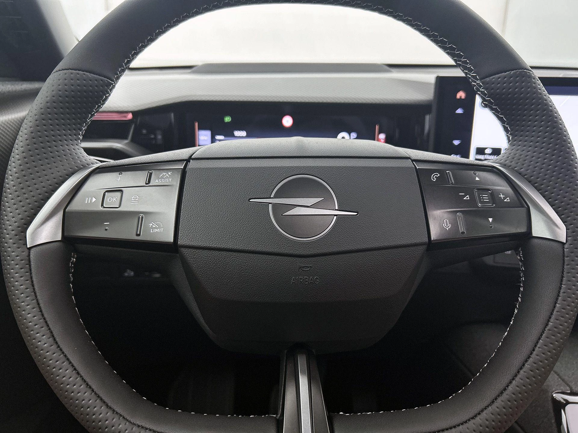 Opel Grandland 1.2 Turbo Hybrid Business Edition