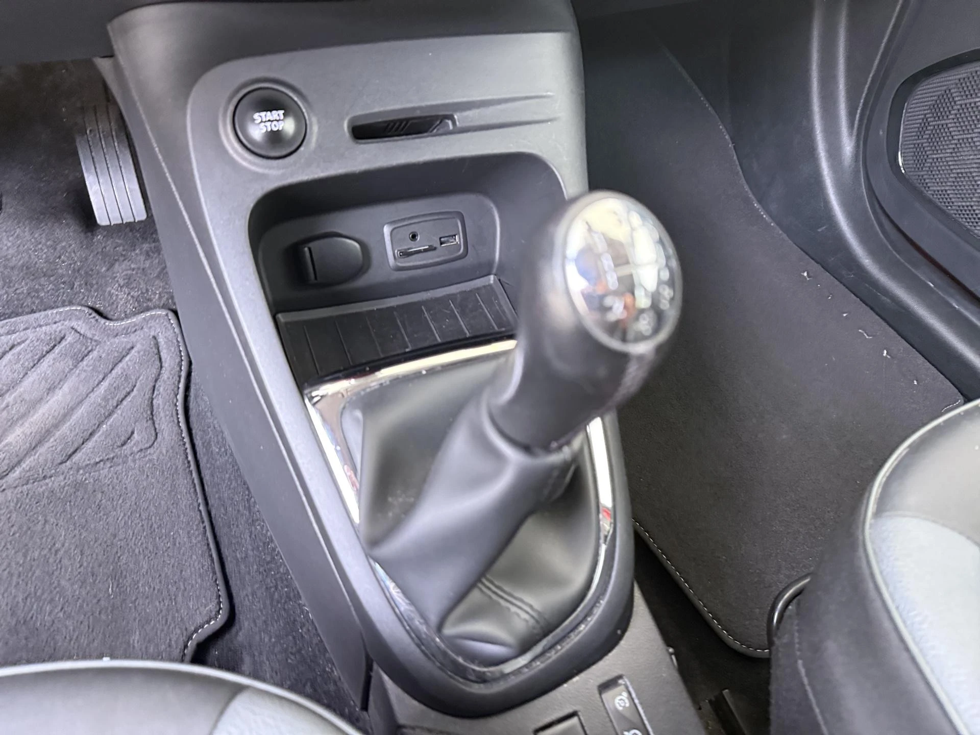 Renault-Captur-image-13