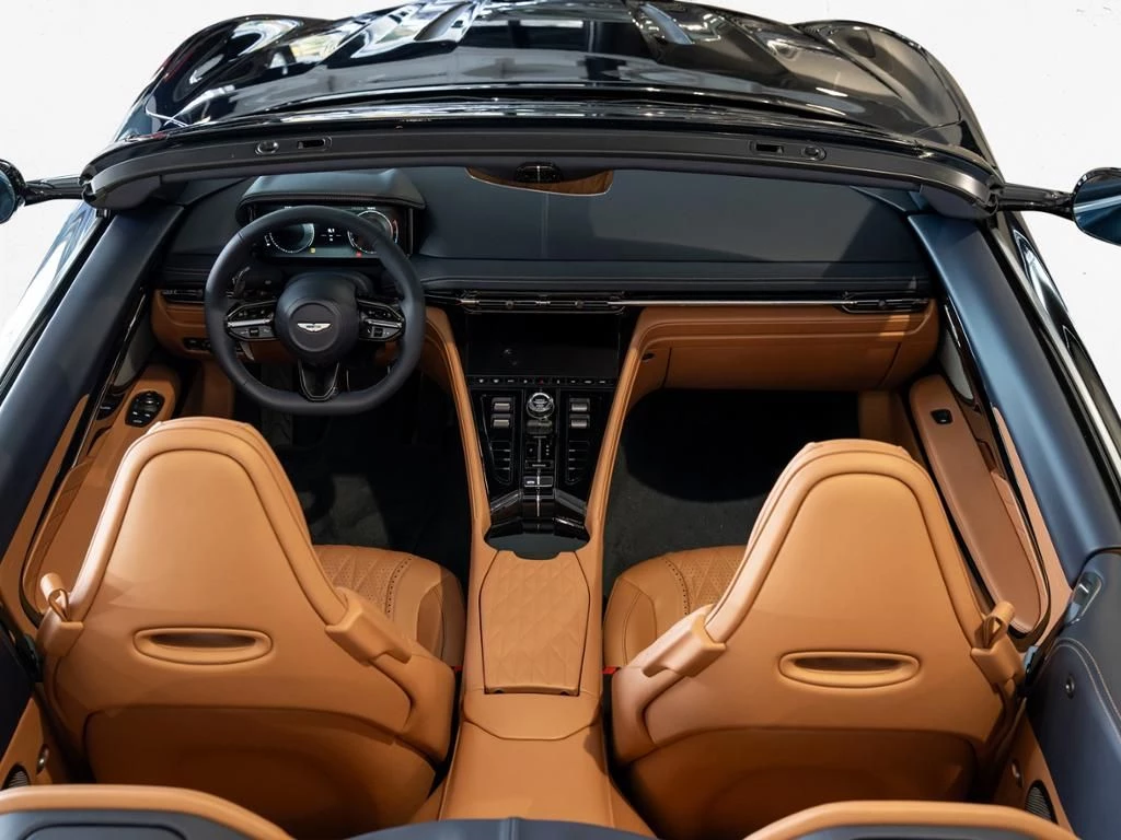 Aston Martin DB12 Volante Aston Martin Hamburg