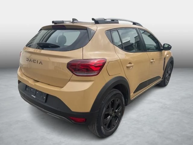 Dacia-Sandero Stepway-image-3