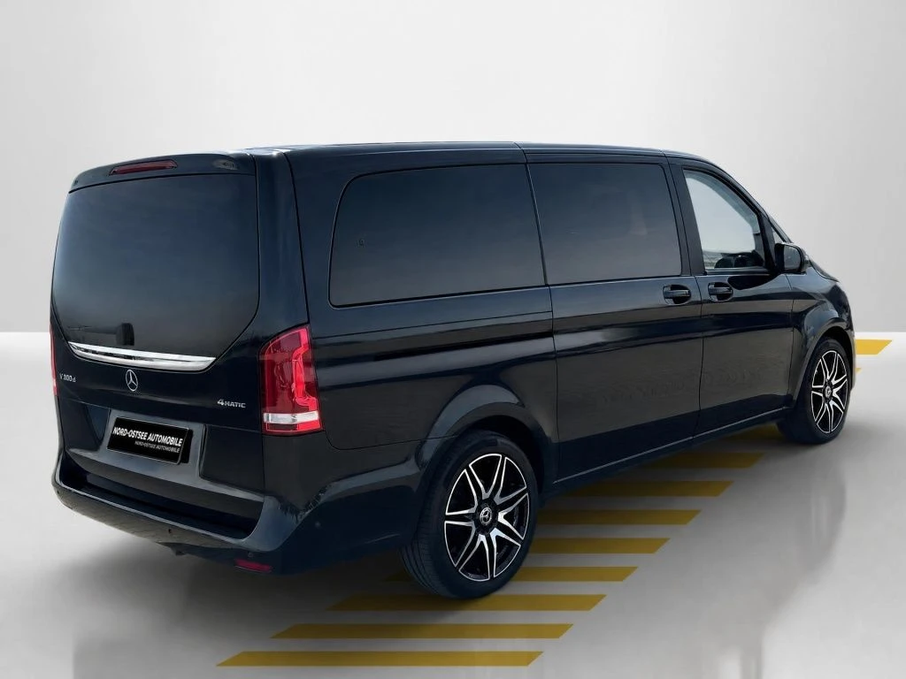 Mercedes-Benz-V-Klasse 300-image-5