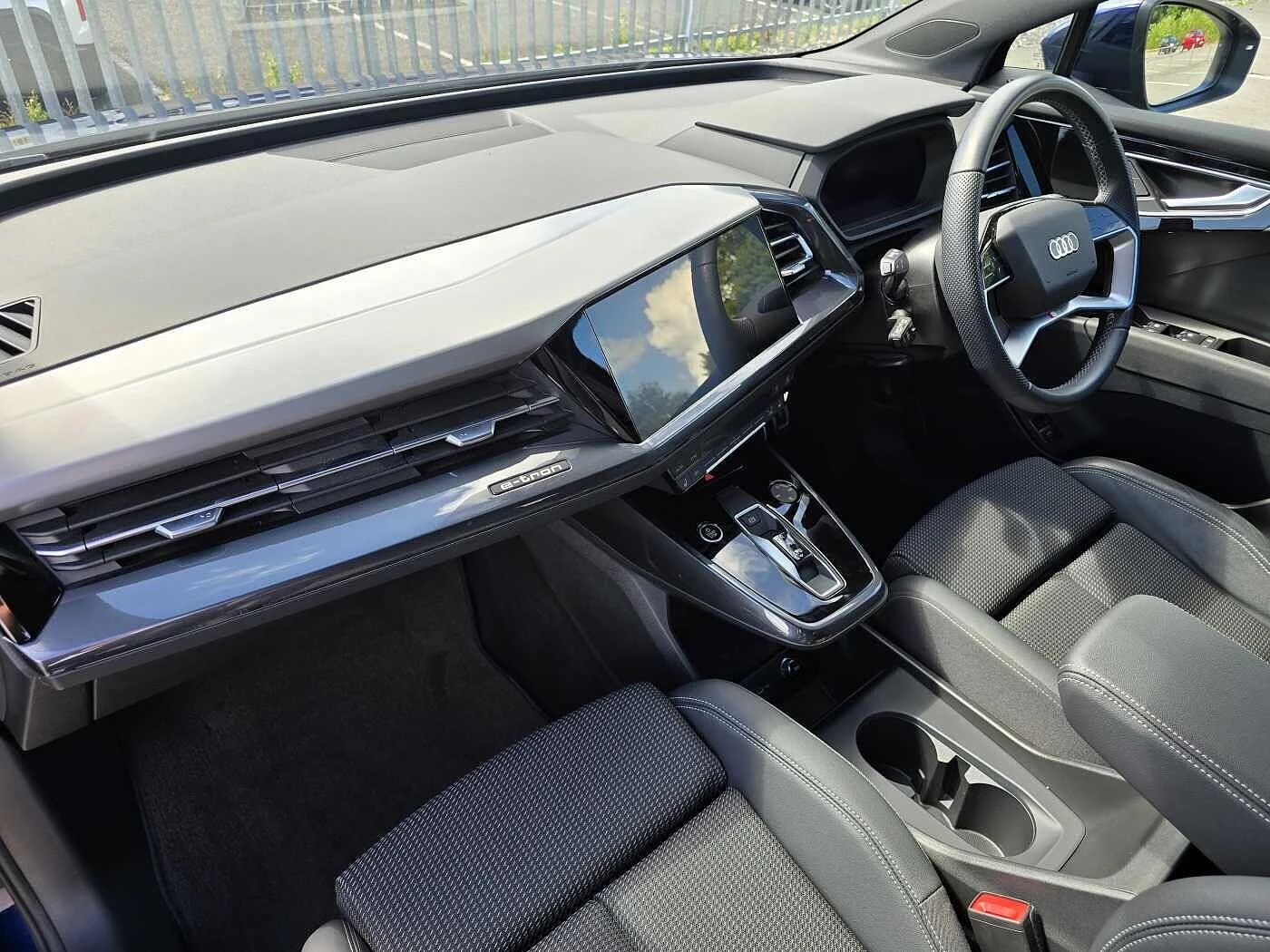 Audi-Q4 e-tron-image-1