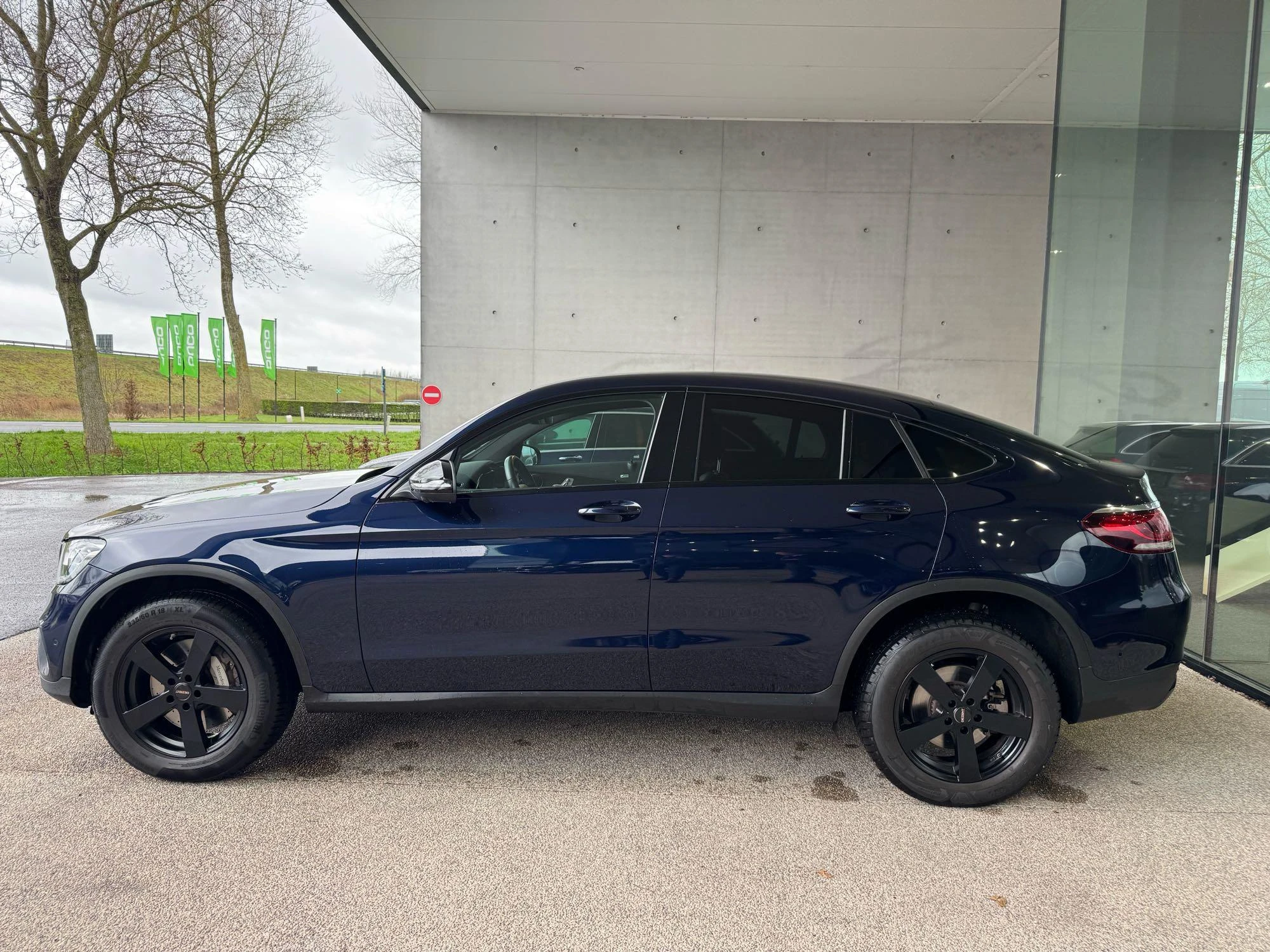 Mercedes-Benz-GLC-image-1