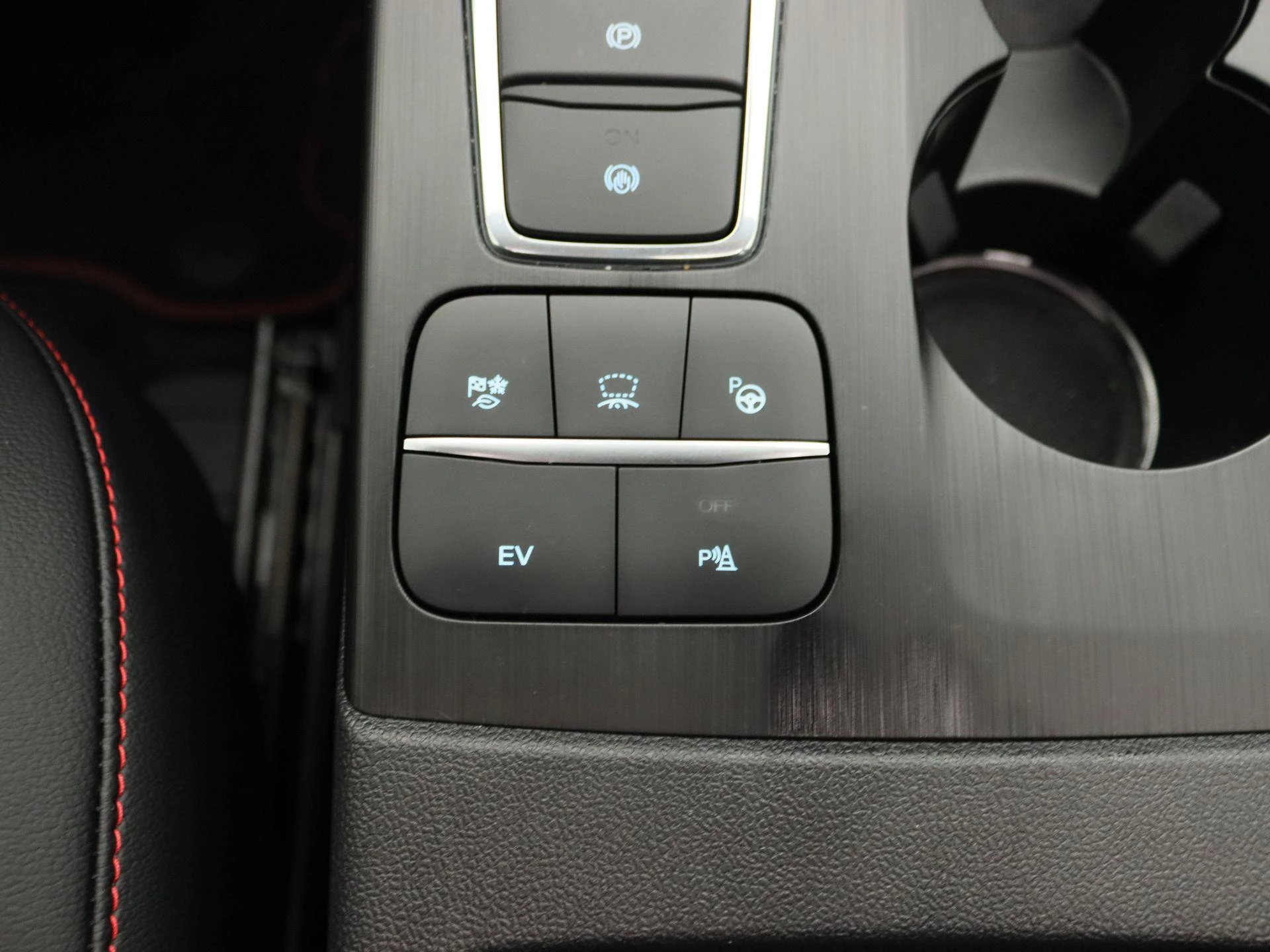 Ford-Kuga-image-12