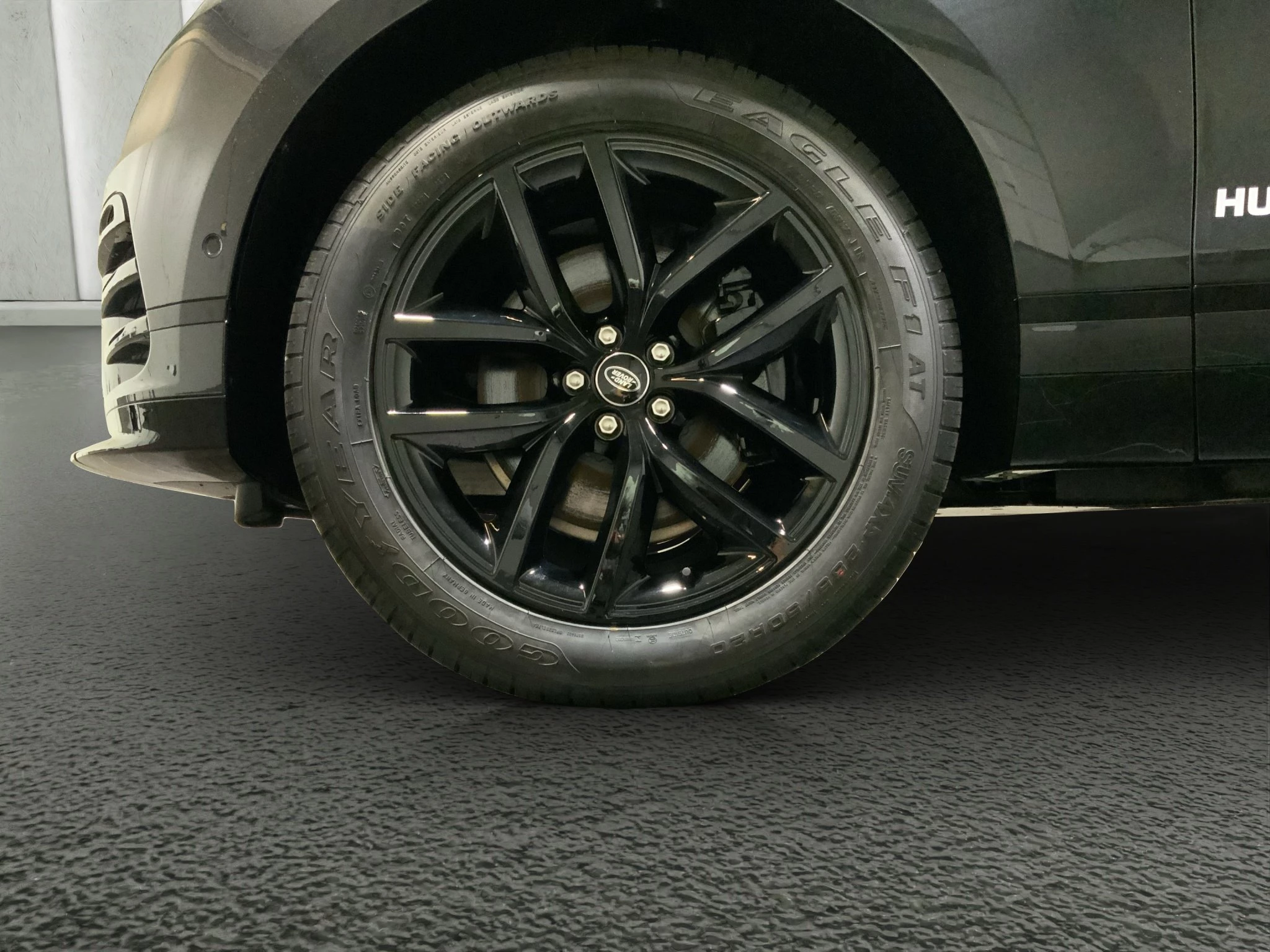 Land Rover Range Rover Velar DYNAMIC SE D200 AWD | Pano | Black