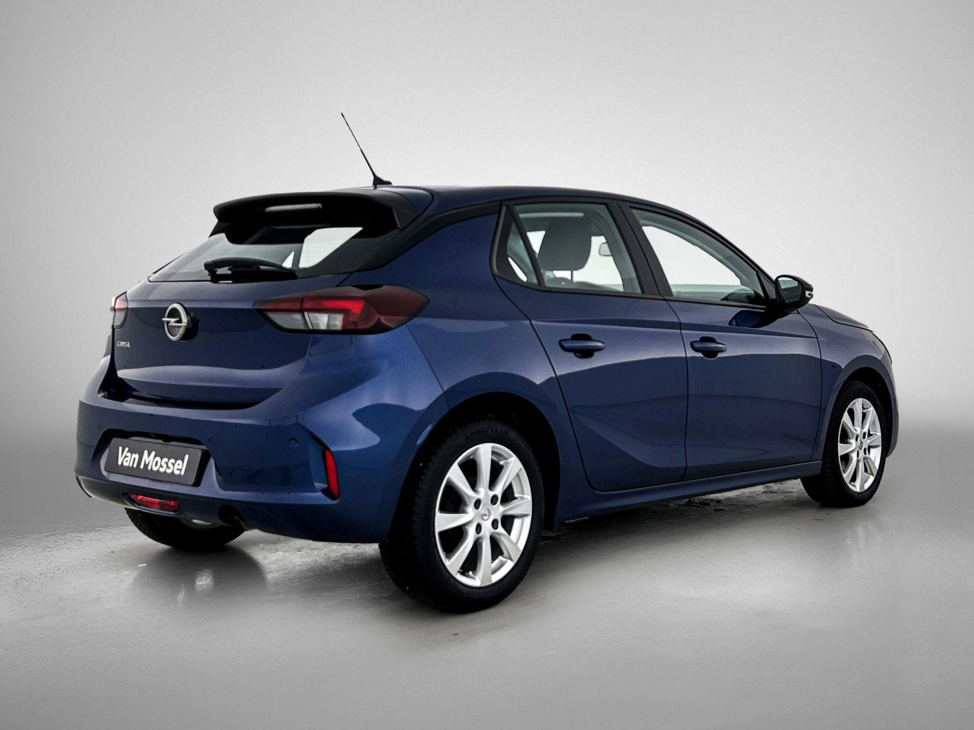Opel-Corsa-image-3