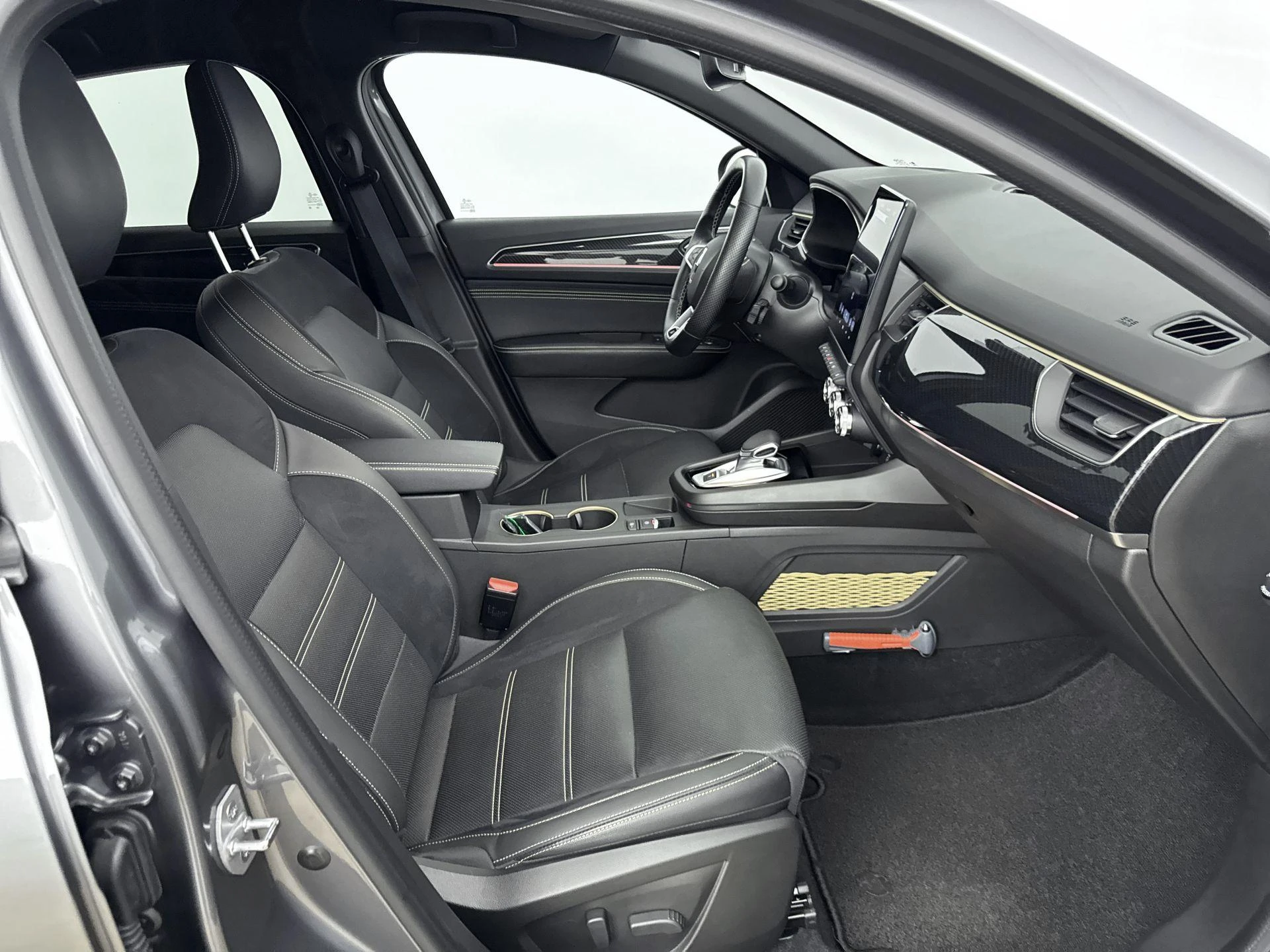 Renault-Arkana-image-21