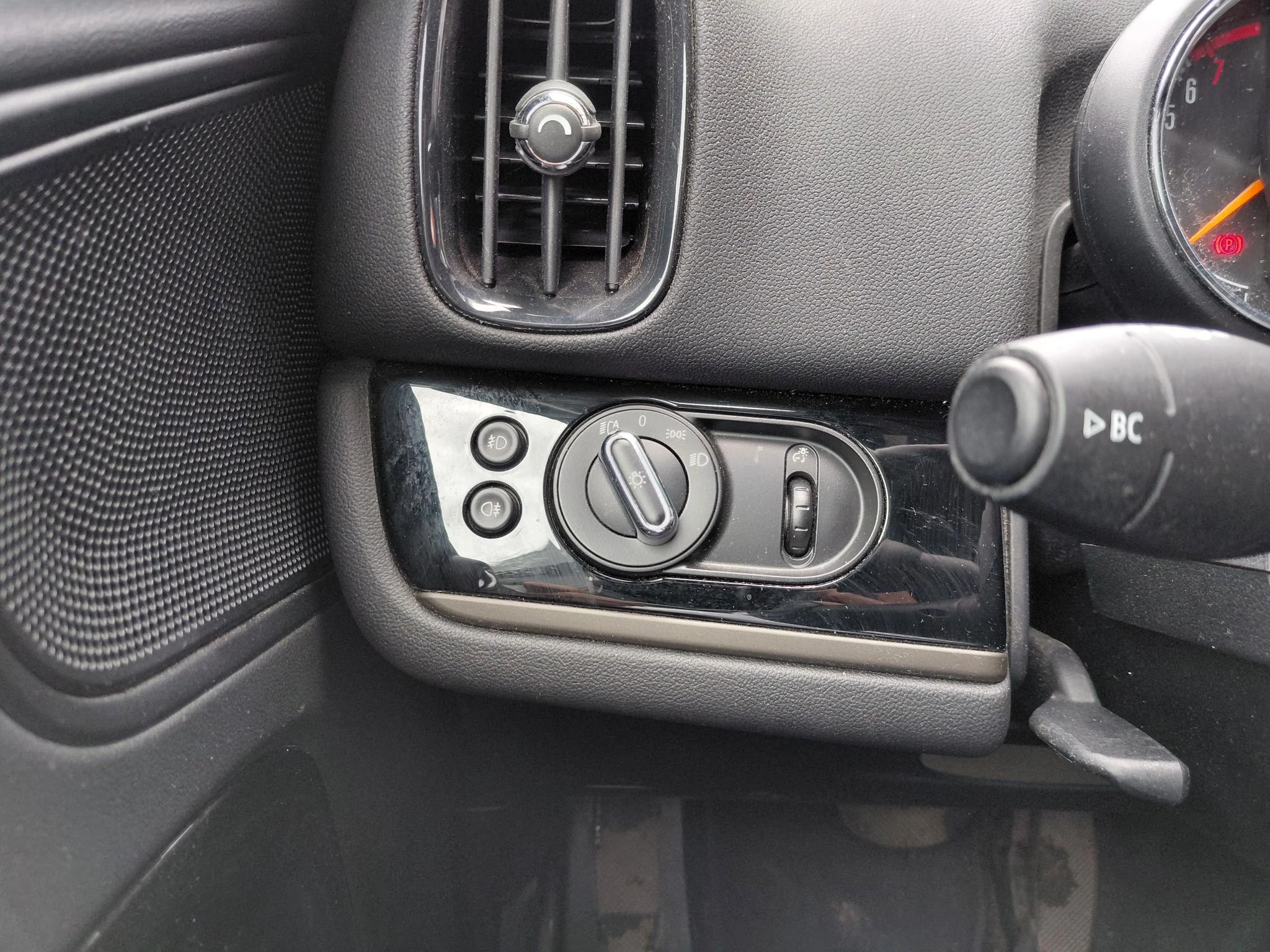MINI-Countryman-image-24