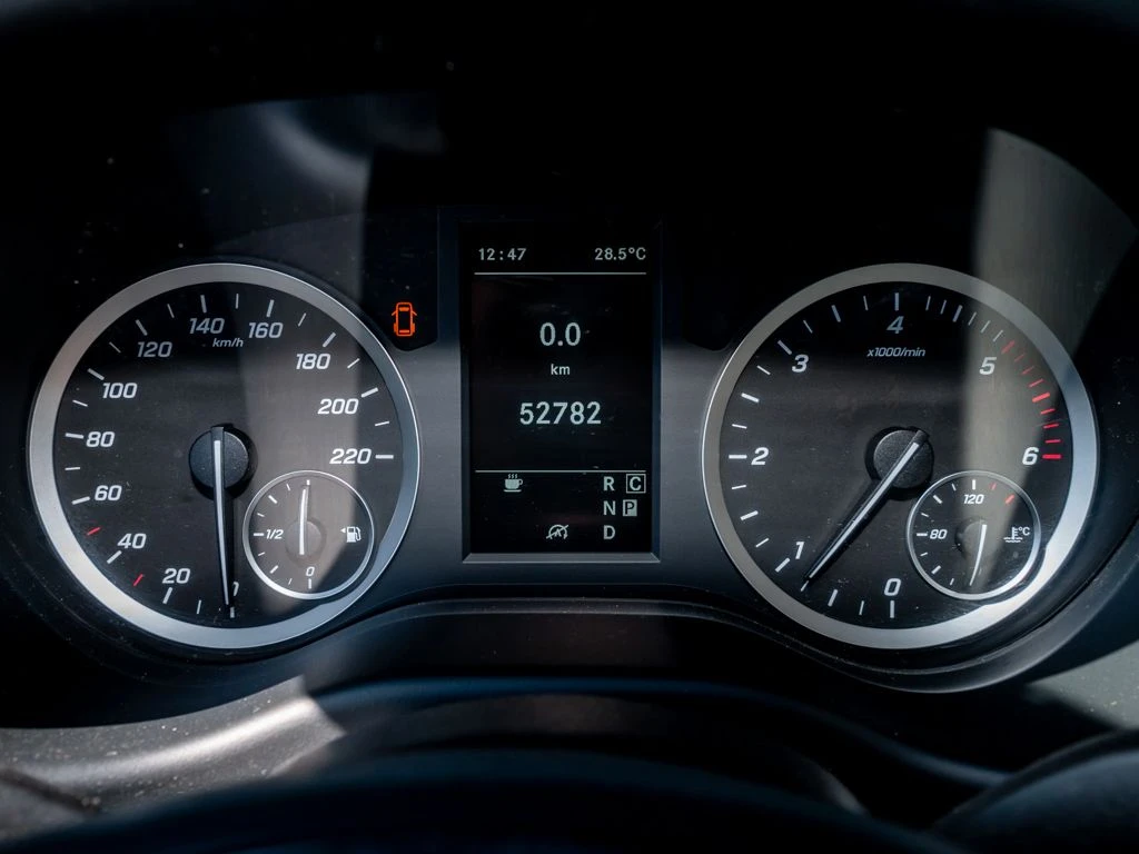 Mercedes-Benz-Vito 114-image-13