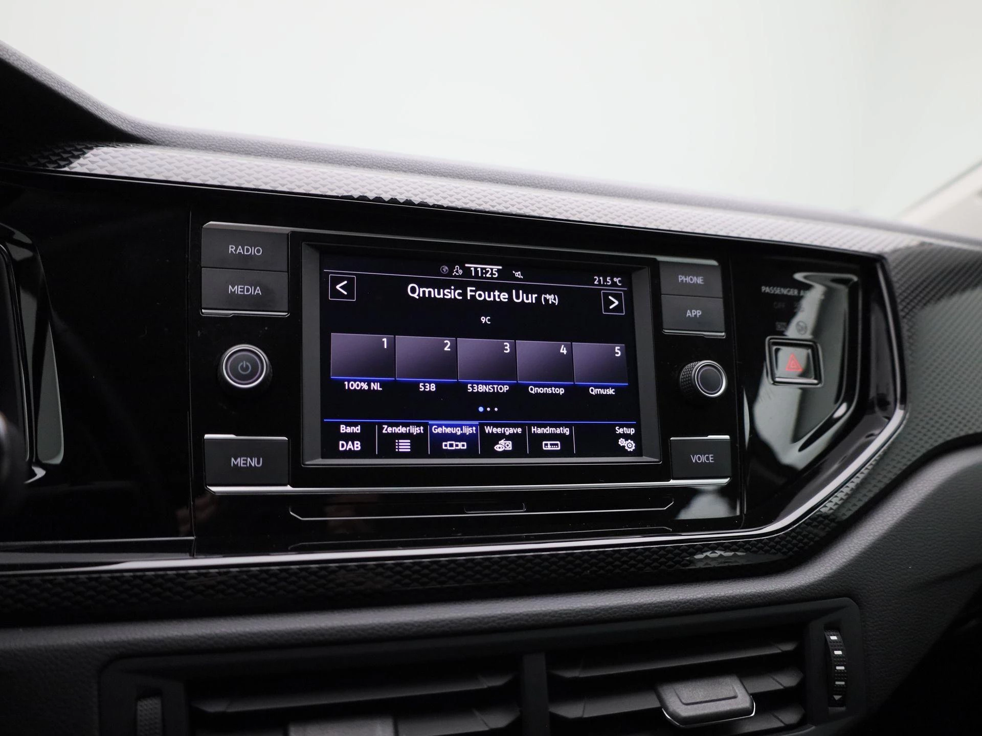 Volkswagen-Taigo-image-13