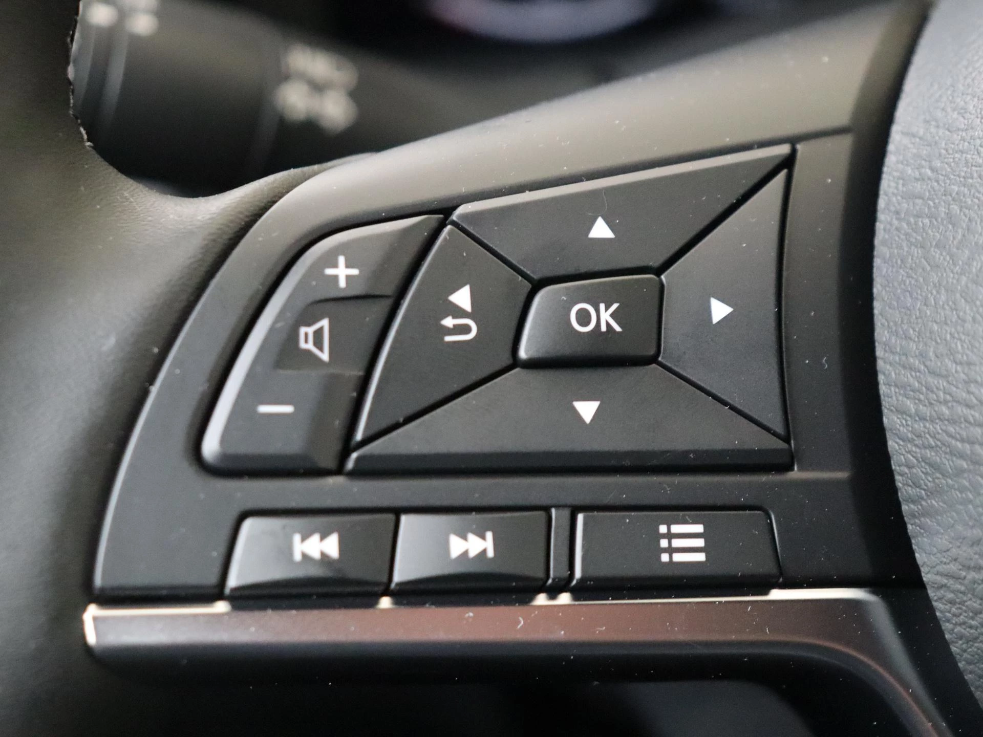 Nissan-Juke-image-16