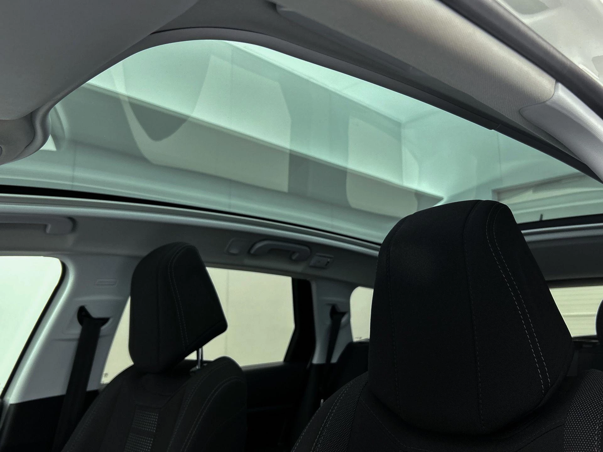 Peugeot-308-image-18