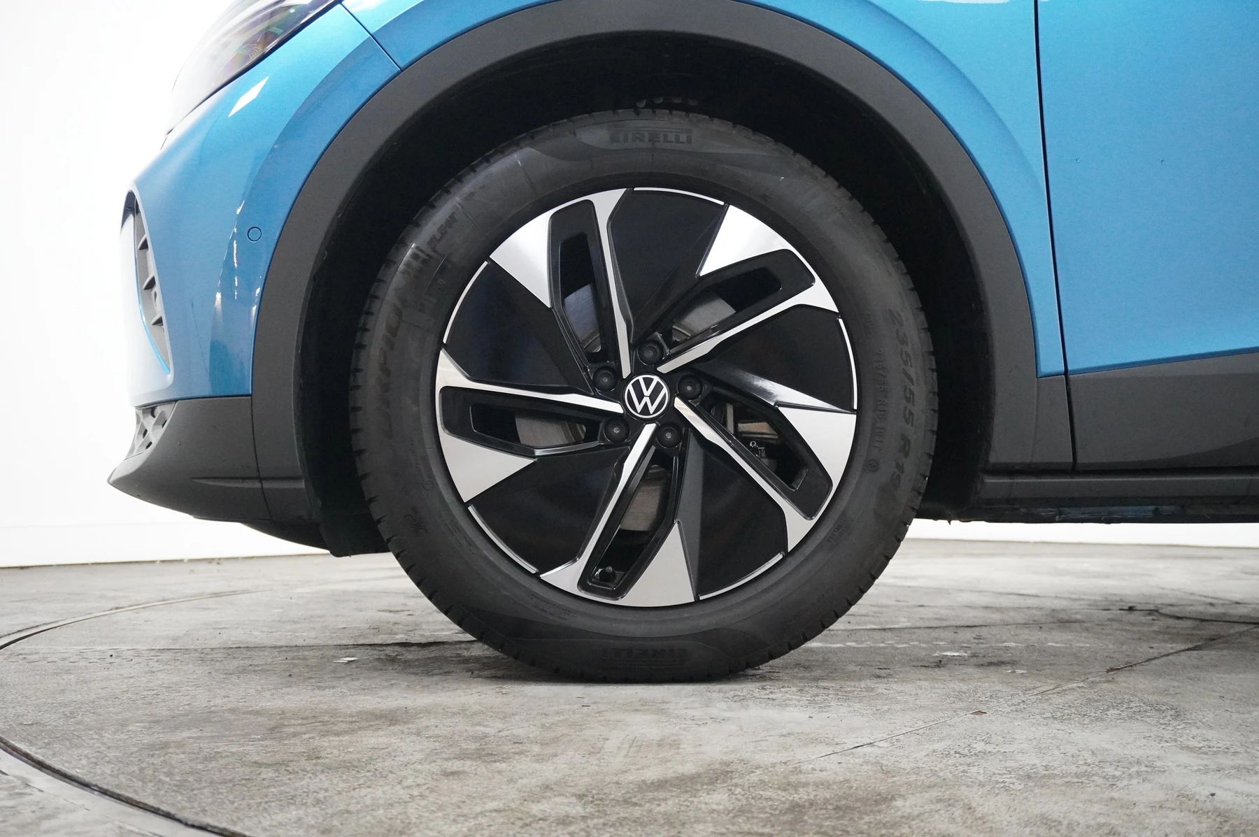 Volkswagen-ID.4-image-4