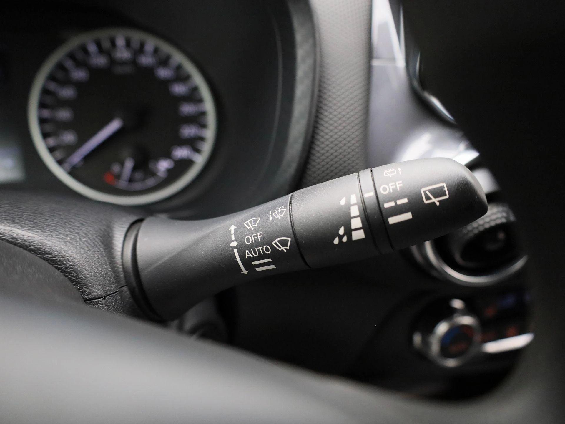 Nissan-Juke-image-19