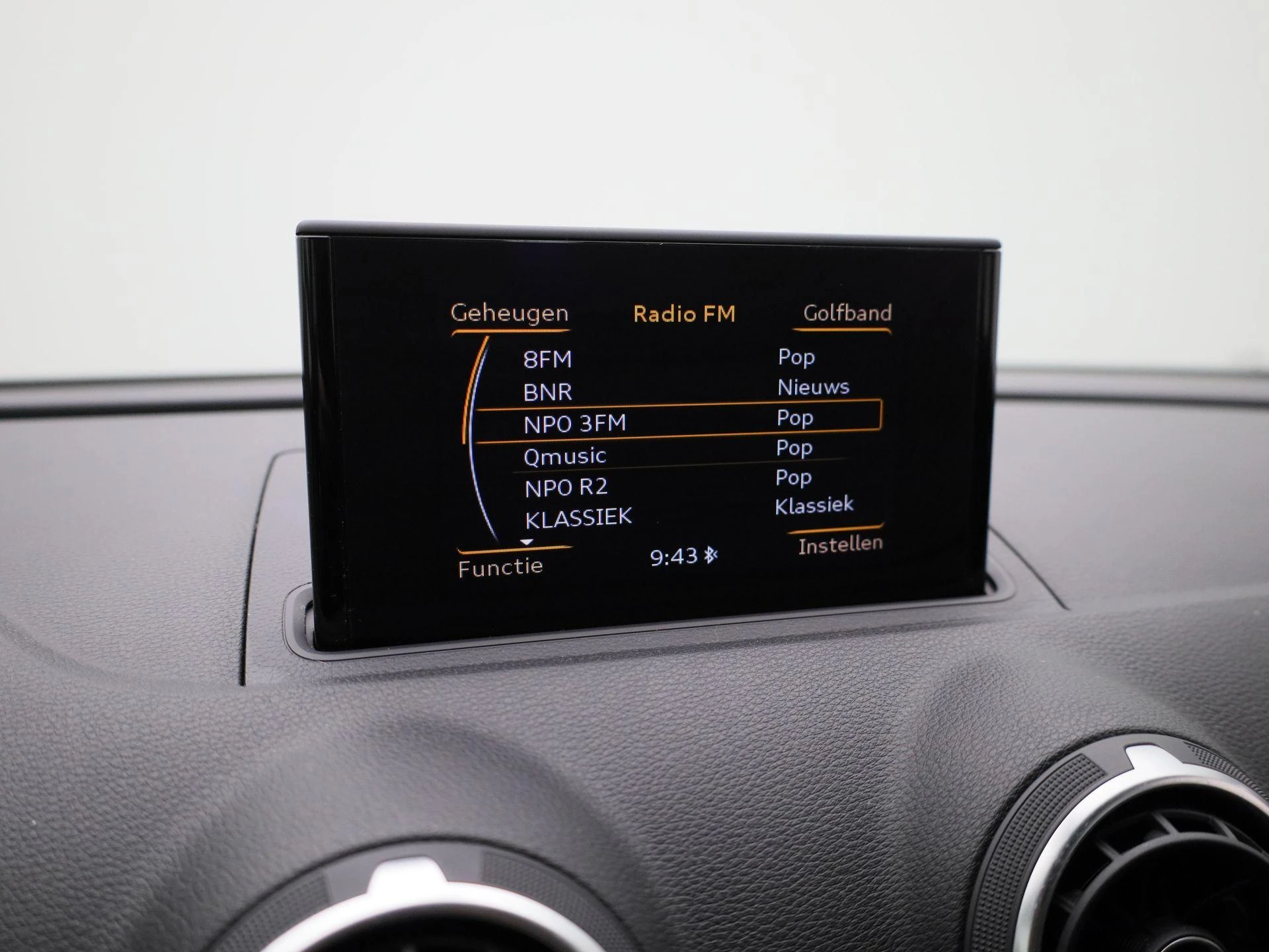 Audi-A3-image-27