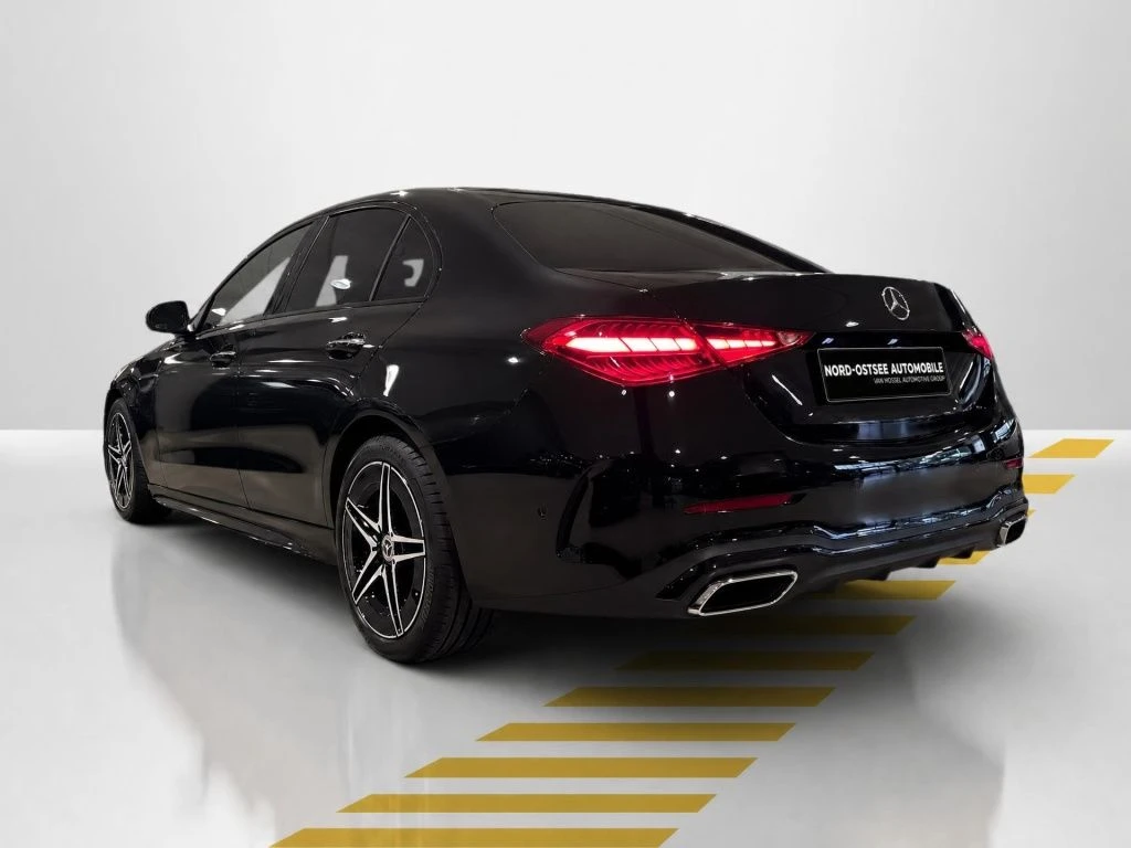 Mercedes-Benz-C-Klasse 180-image-11