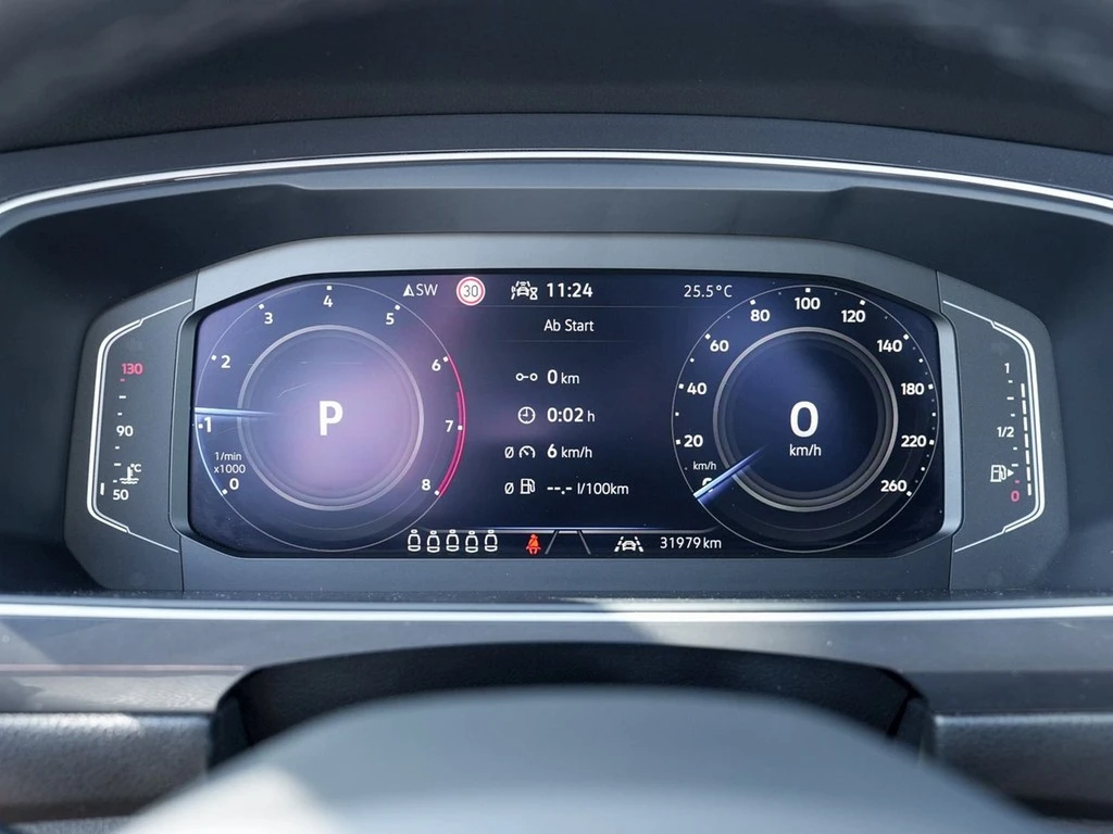 Volkswagen-Tiguan Allspace-image-13