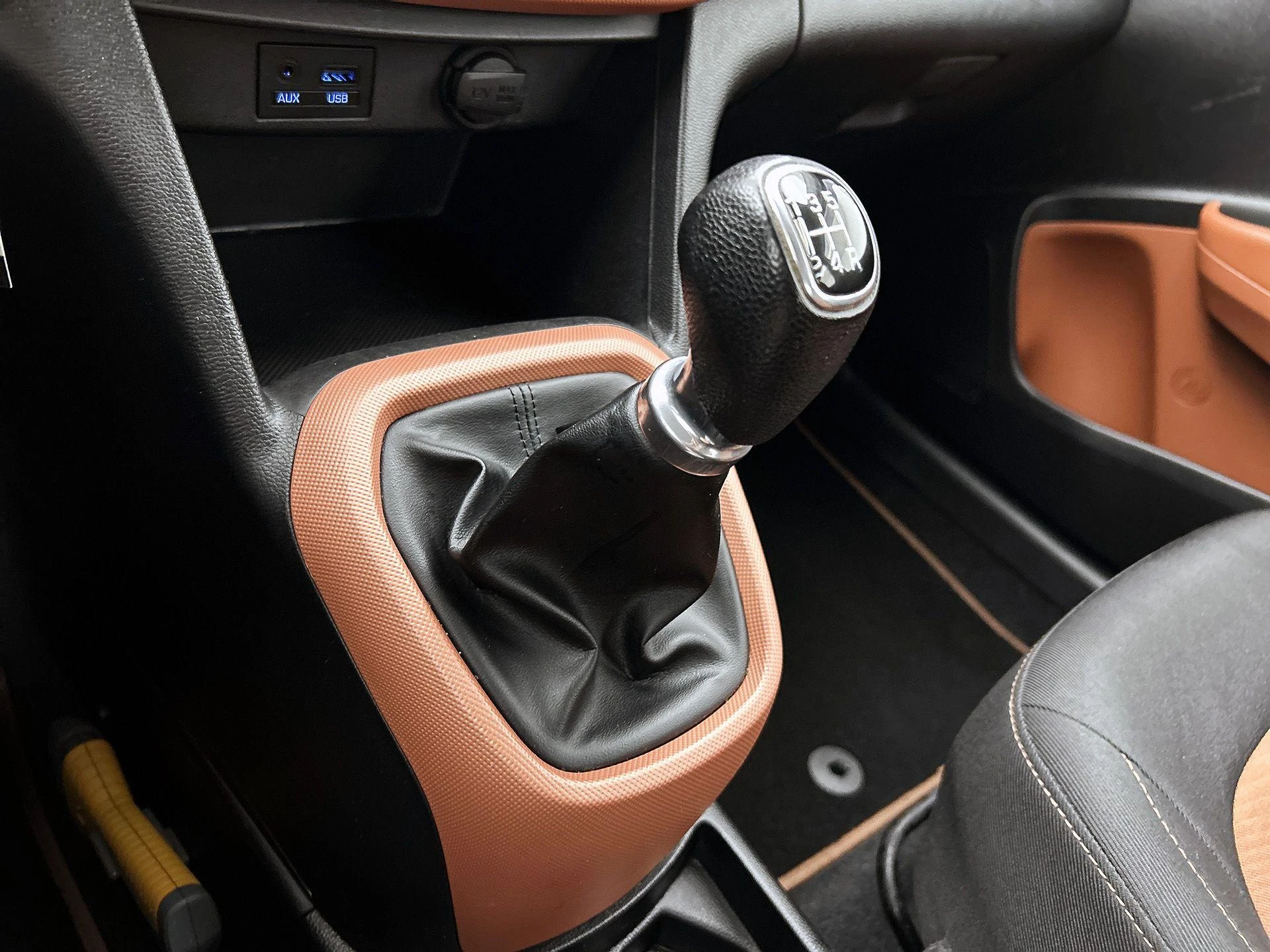 Hyundai-i10-image-20