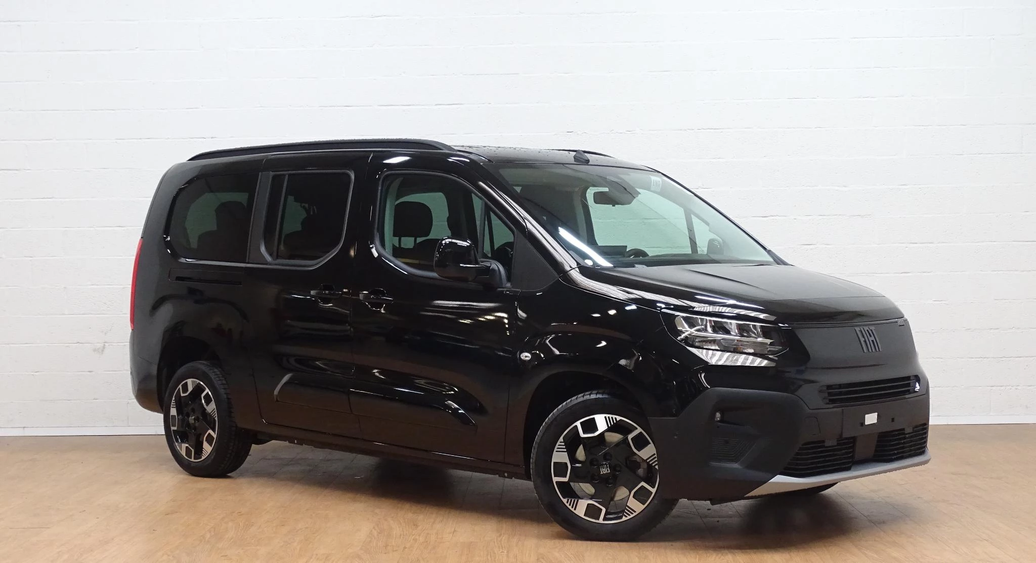 Fiat-Qubo-image-1