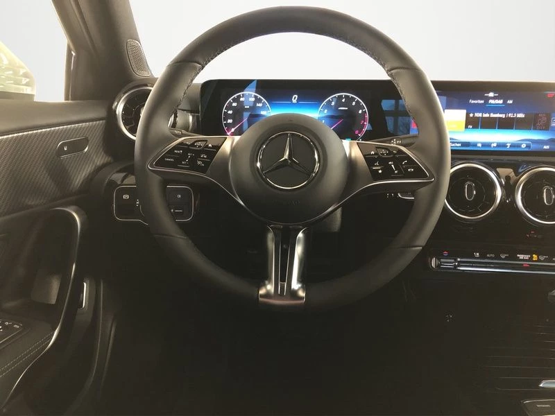 Mercedes-Benz A-Klasse 200 Limo PROGRESSIVE PANO AHK WINTER-PAKET Progressive