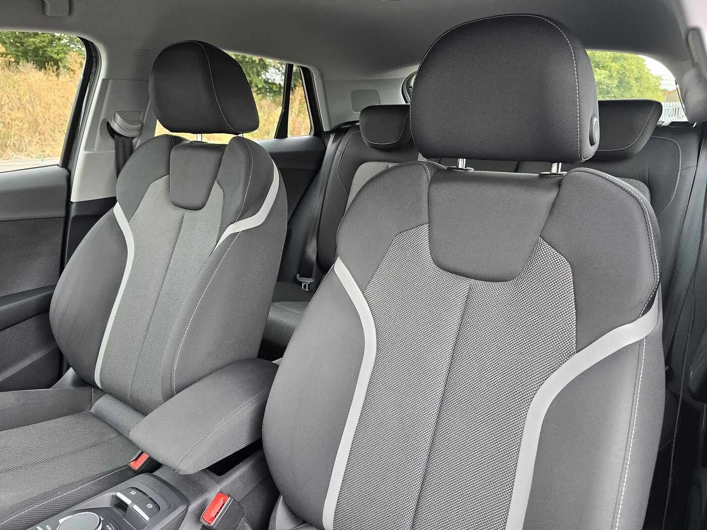 Audi-Q2-image-9