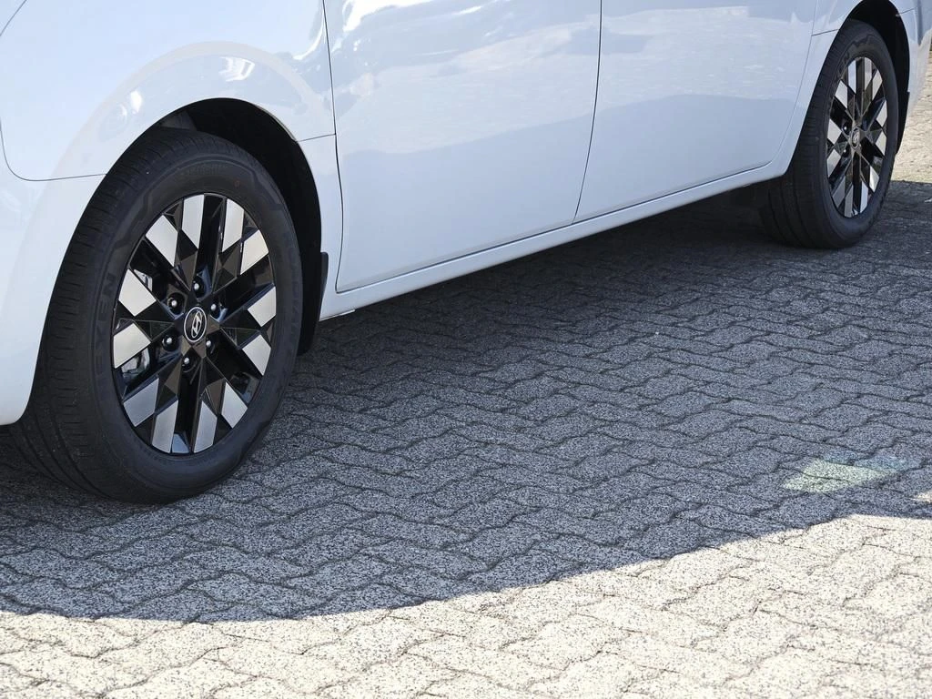 Hyundai-Staria-image-5