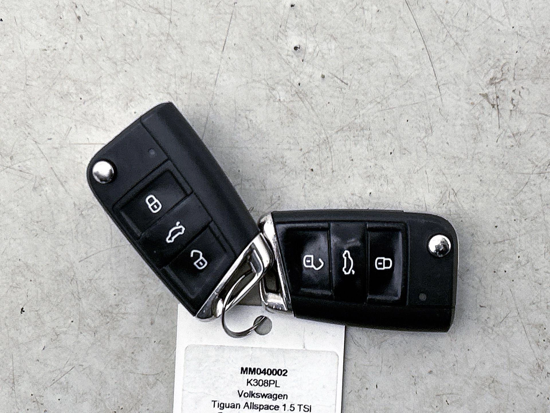 Volkswagen-Tiguan Allspace-image-35