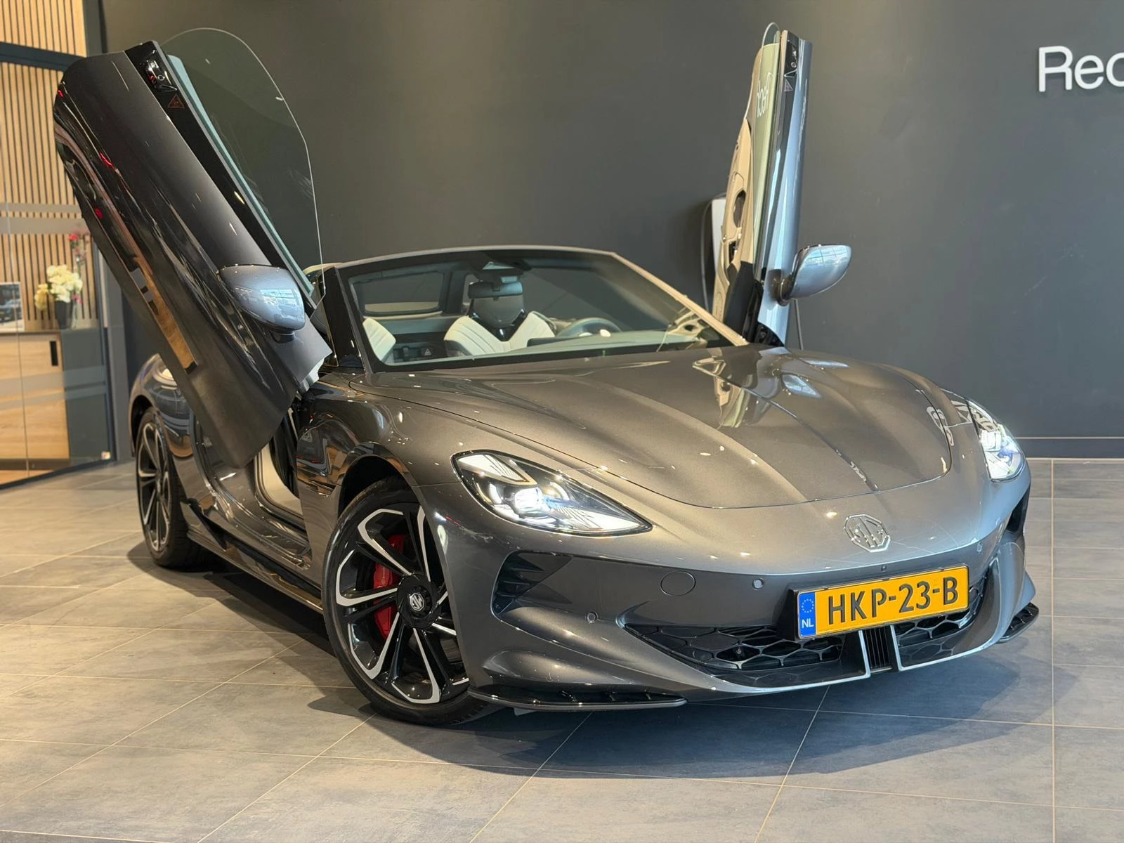 MG Cyberster GT 77kWh