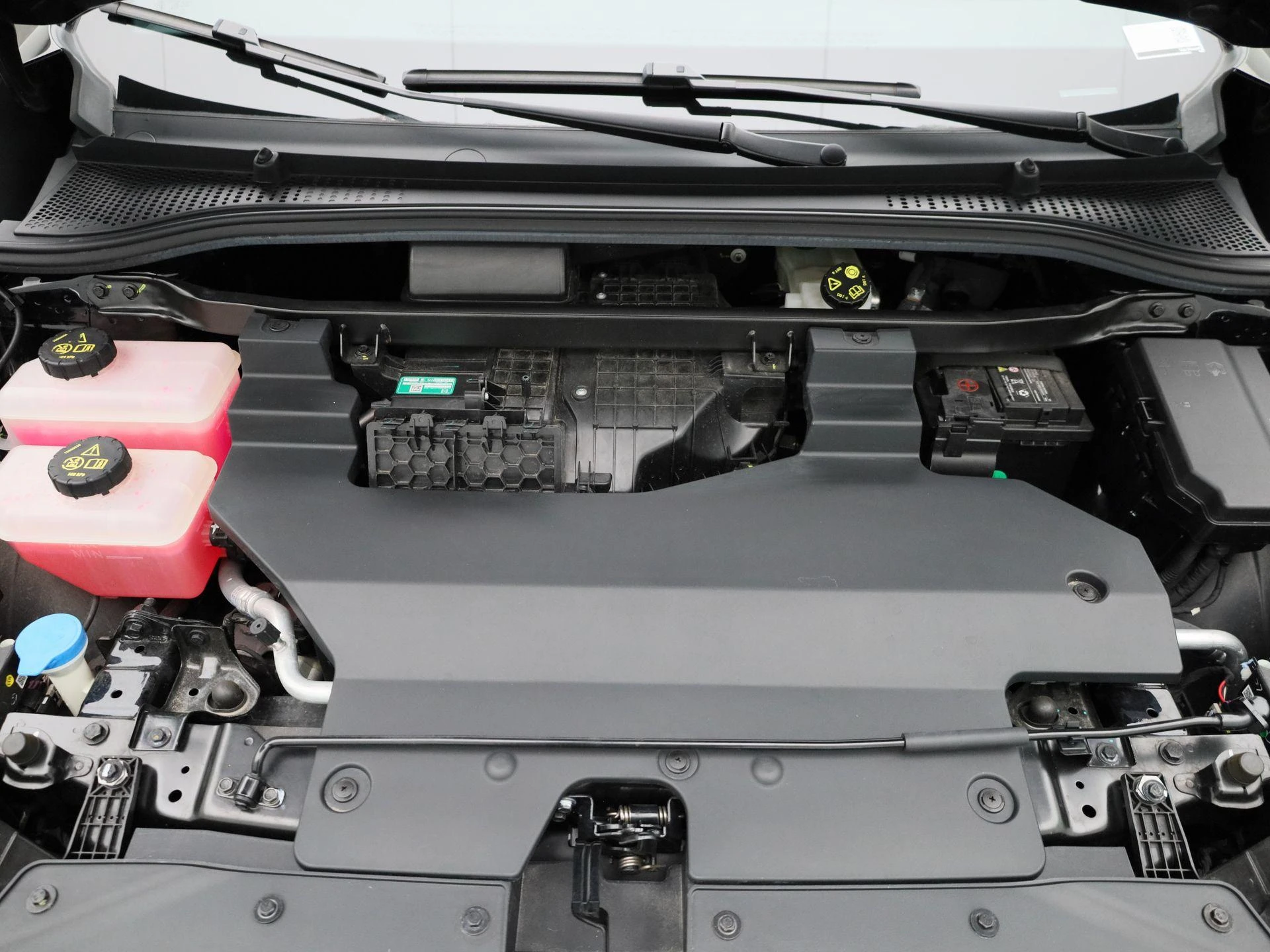 MG-MG4 EV-image-36