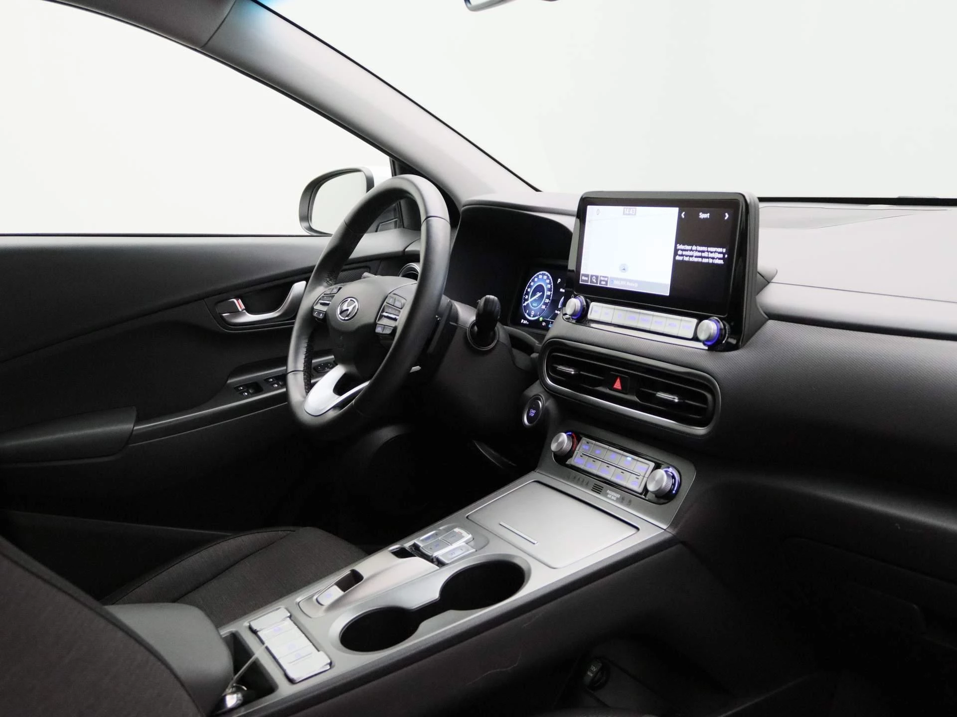 Hyundai-Kona-image-28