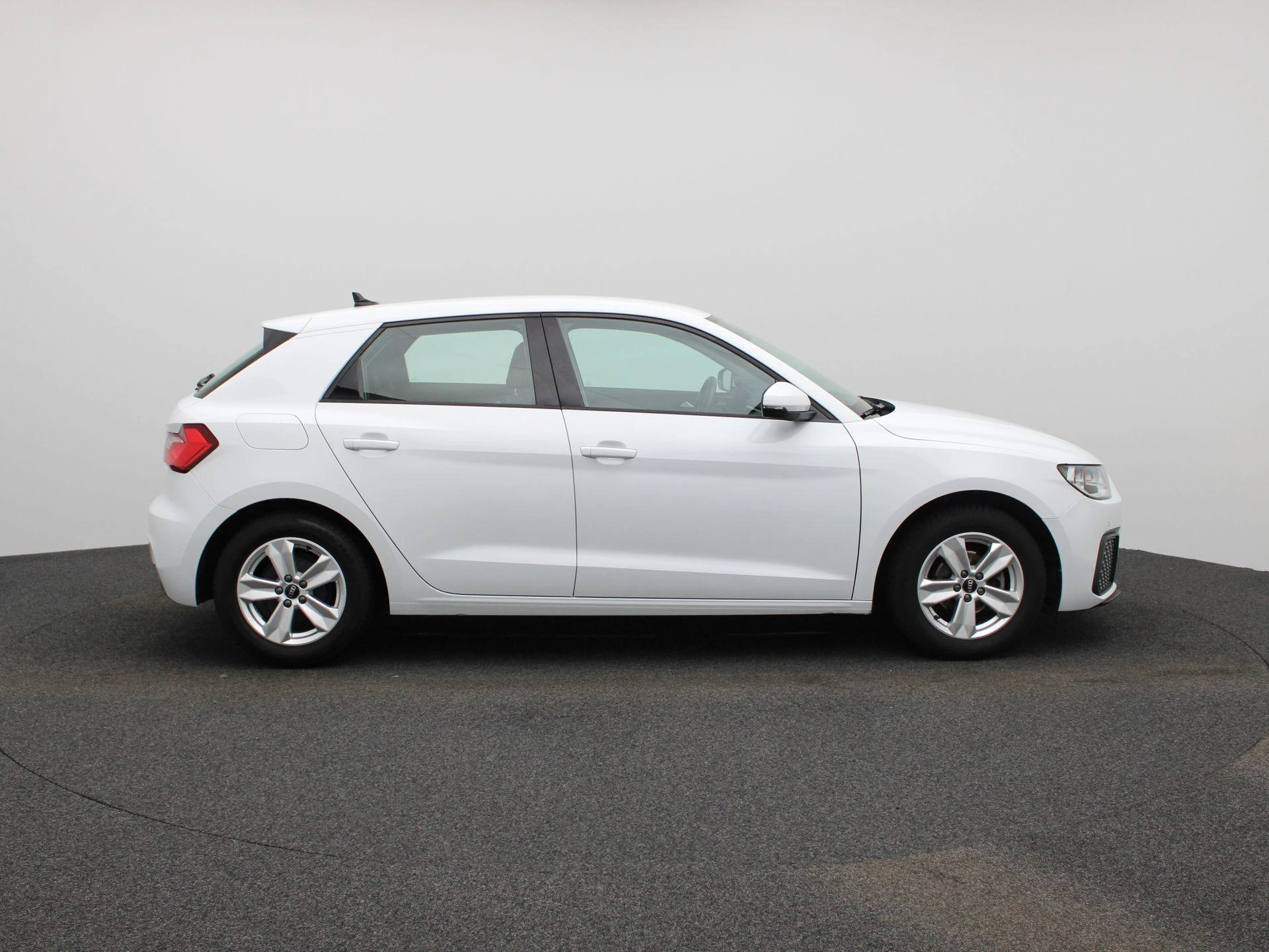 Audi-A1 Sportback-image-6