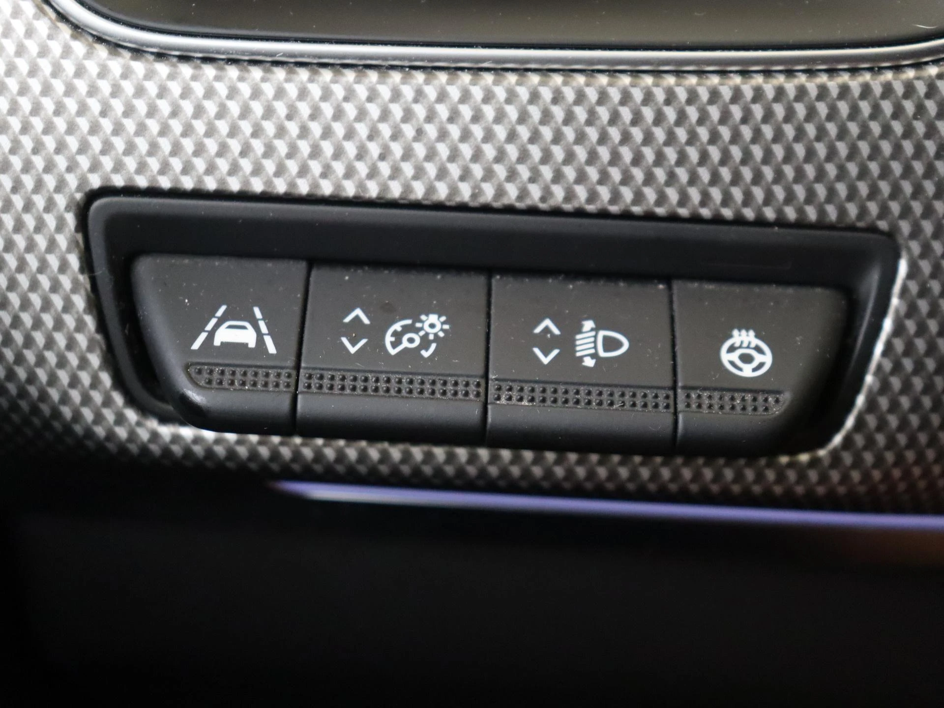Renault-Arkana-image-24