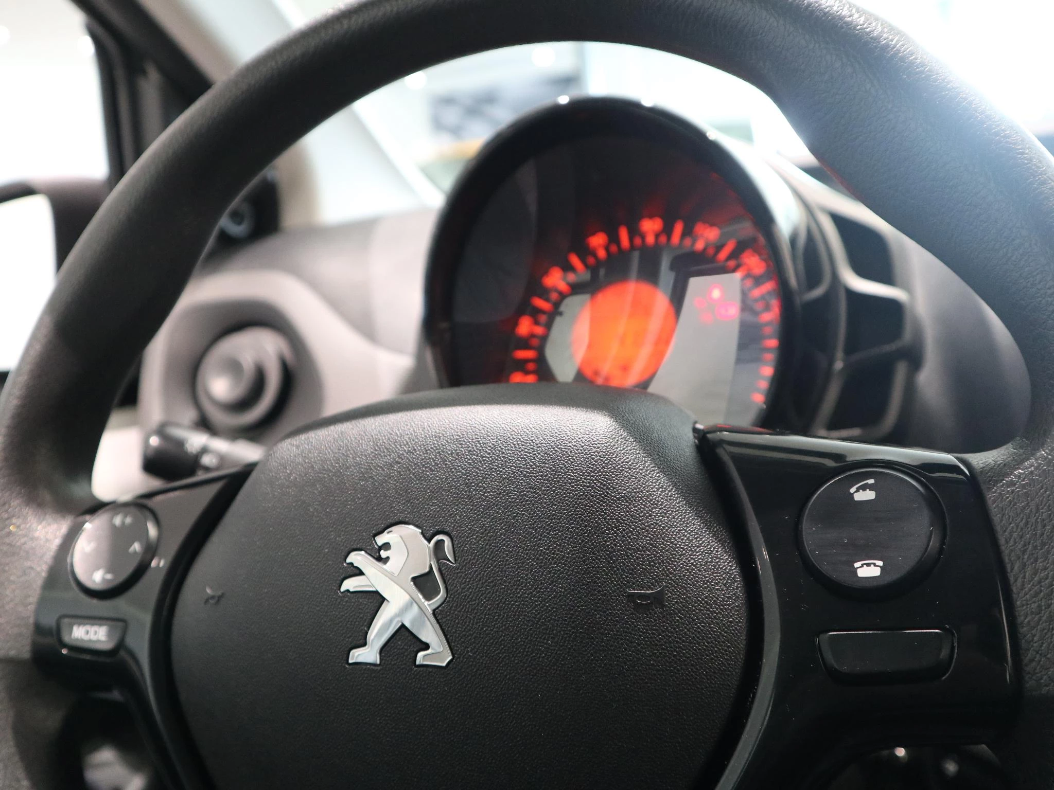 Peugeot-108-image-17