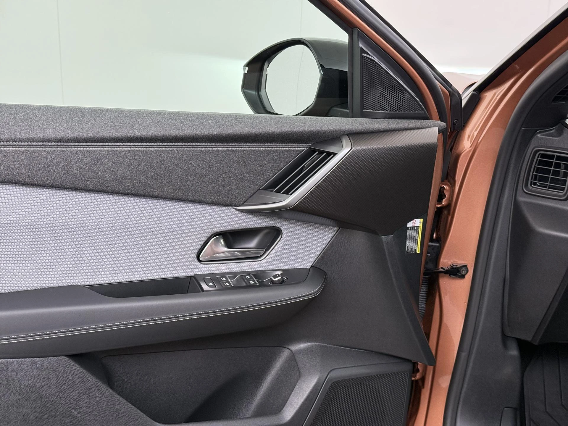 Opel-Grandland-image-13