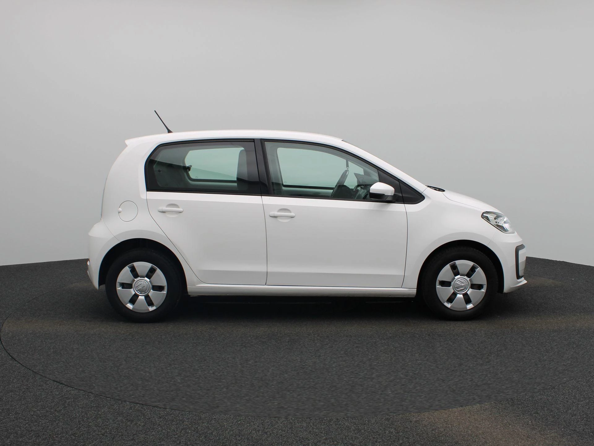 Volkswagen-up!-image-5