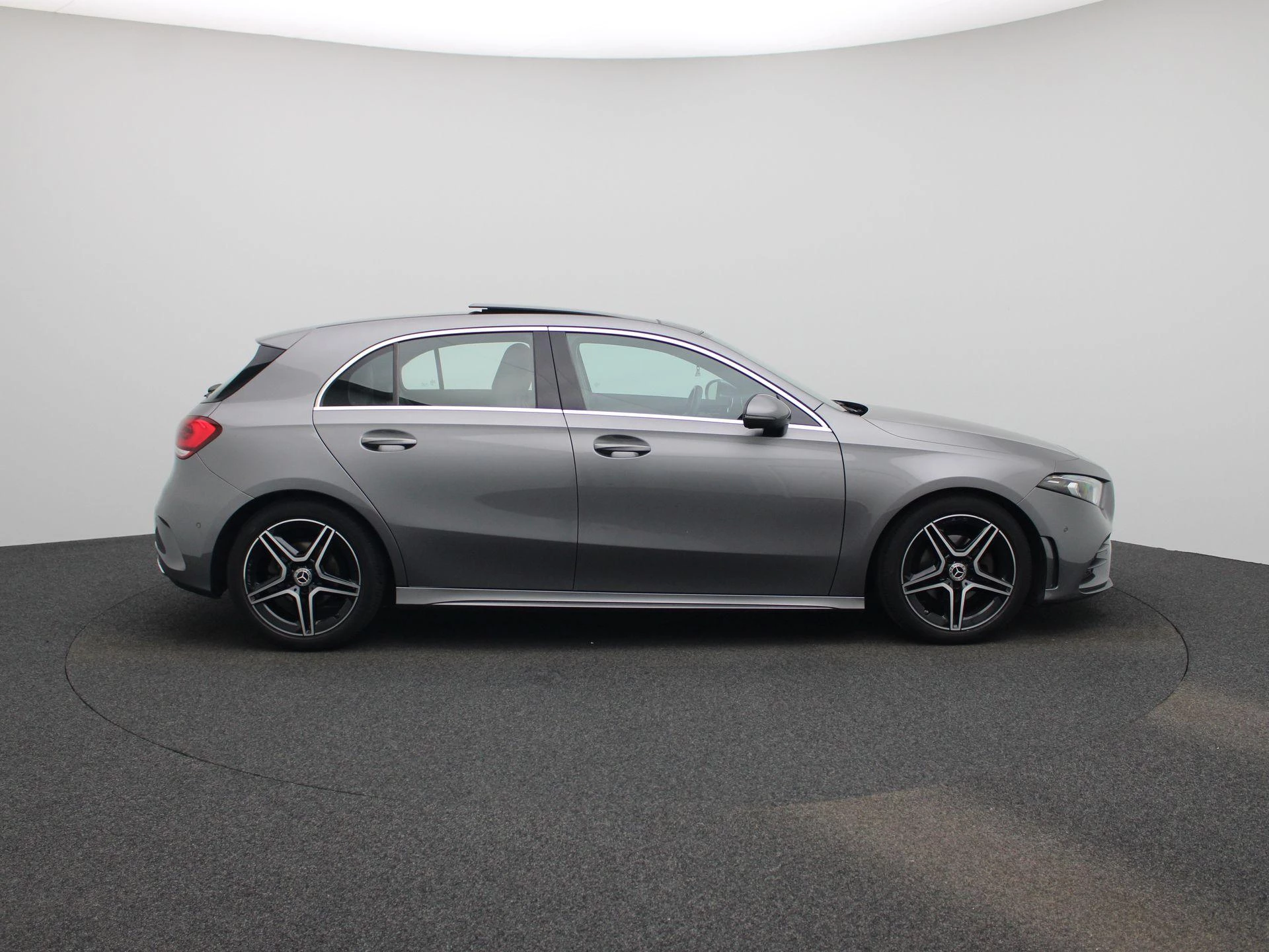 Mercedes-Benz A-Klasse 180 Business Solution AMG