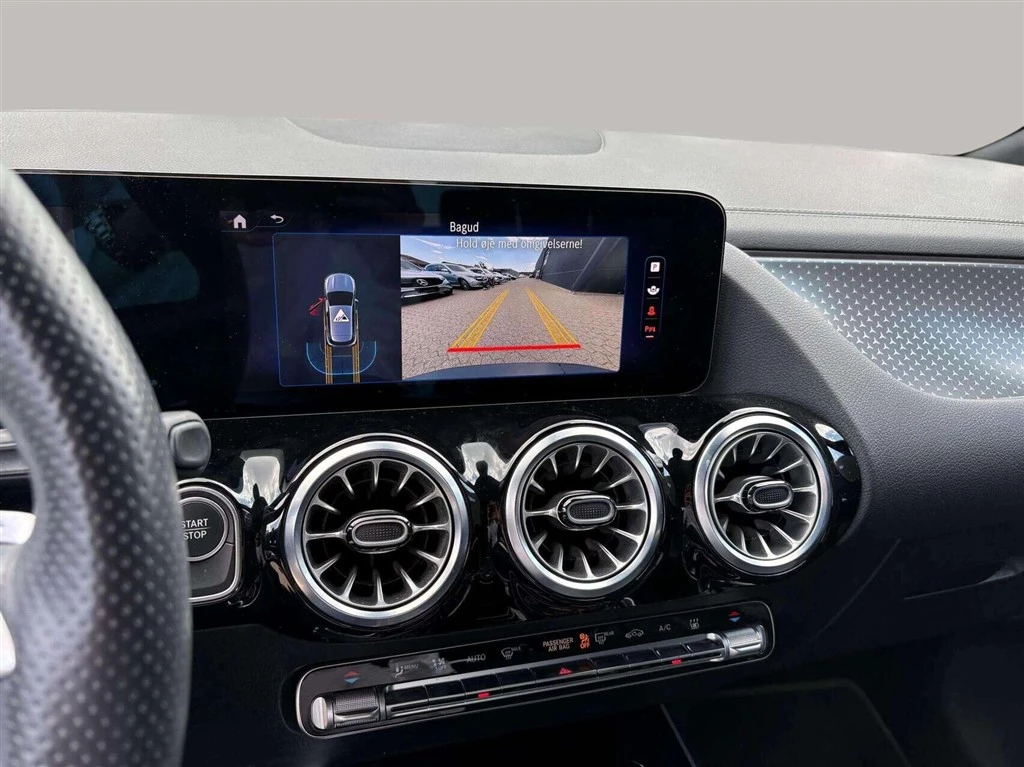 Mercedes-Benz-EQA-image-18