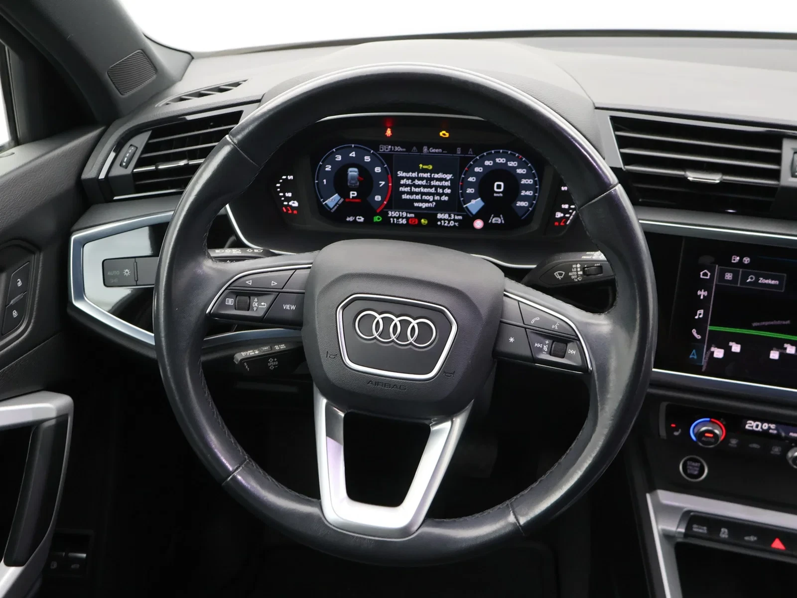 Audi-Q3-image-10