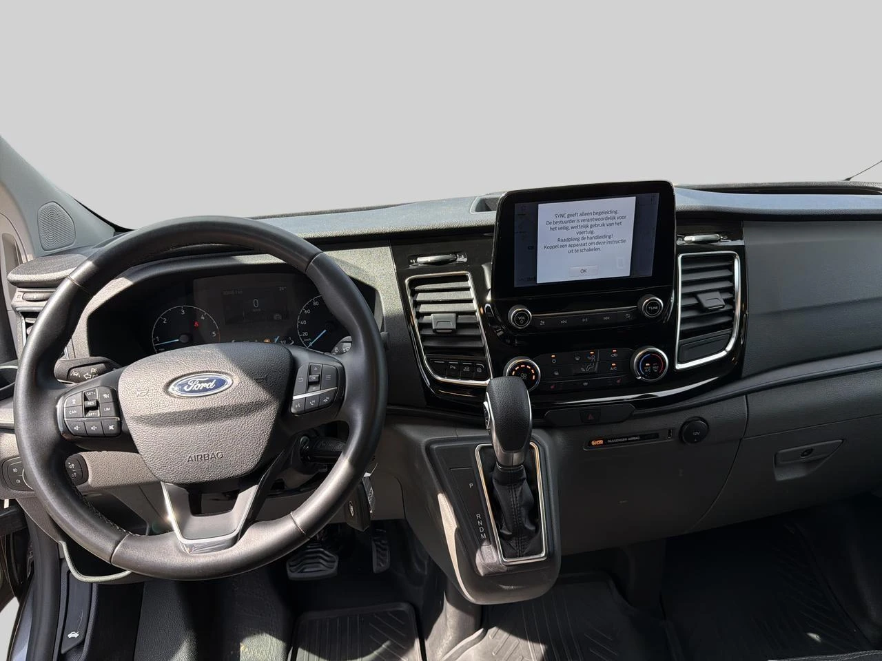Ford-Transit Custom-image-12