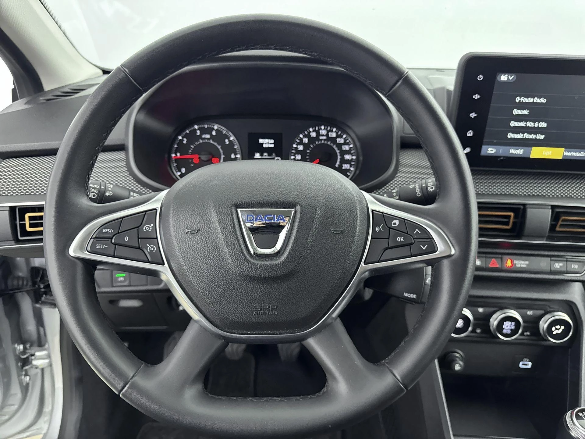Dacia-Sandero Stepway-image-27