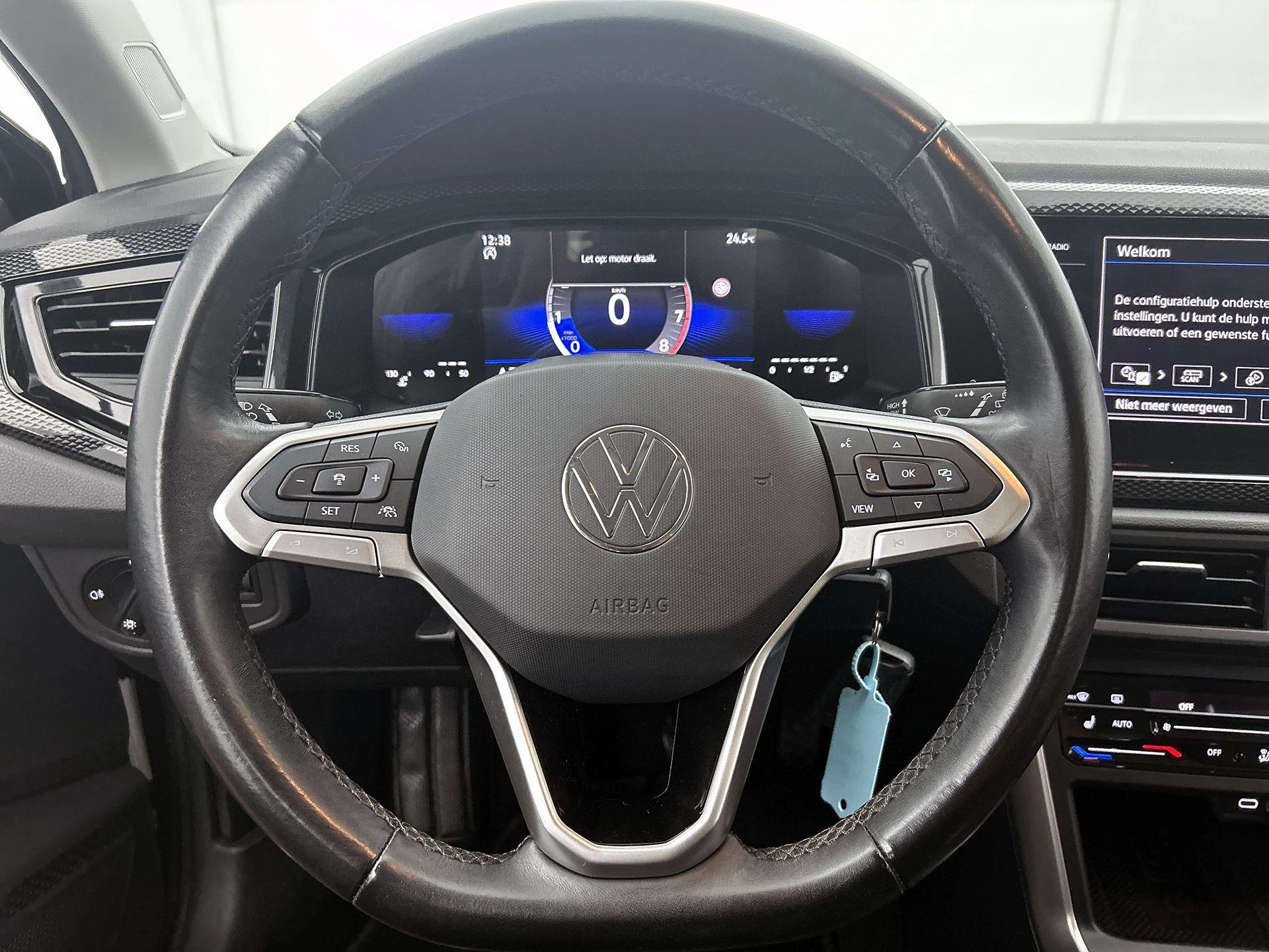 Volkswagen-Polo-image-32